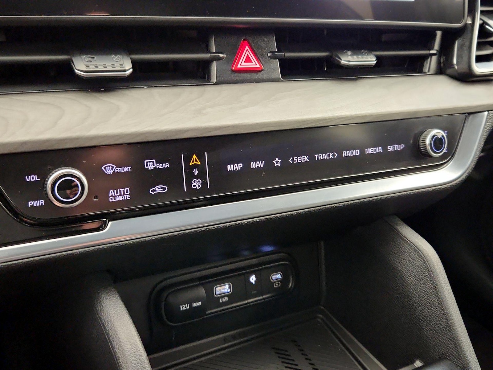 2024 Kia Sportage X-Line - Photo 17