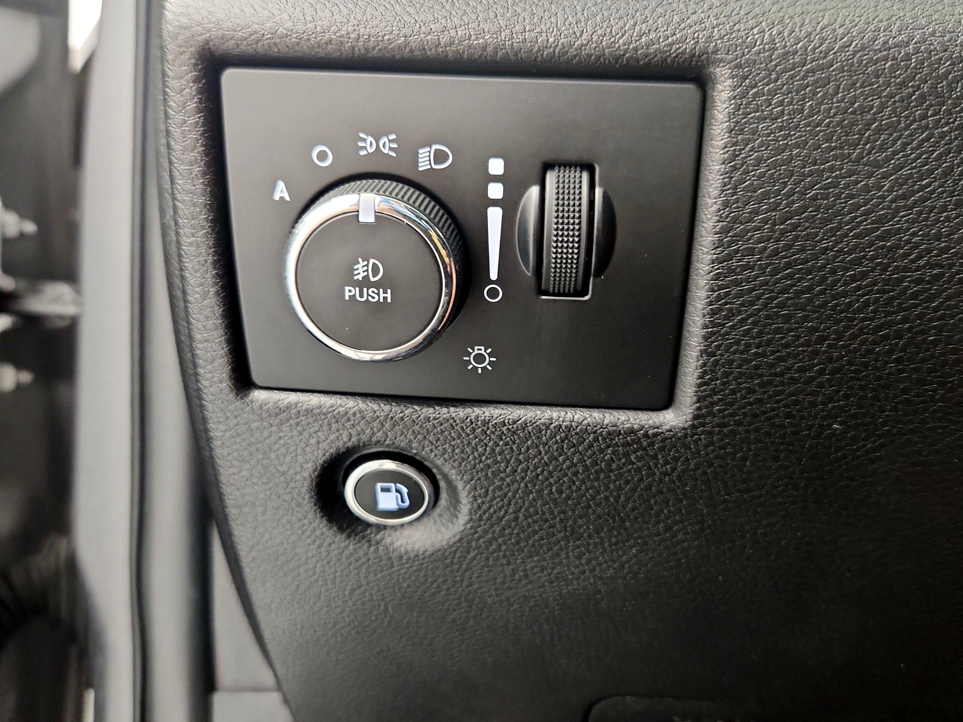 Thumbnail: 2019 Jeep Grand Cherokee - 13