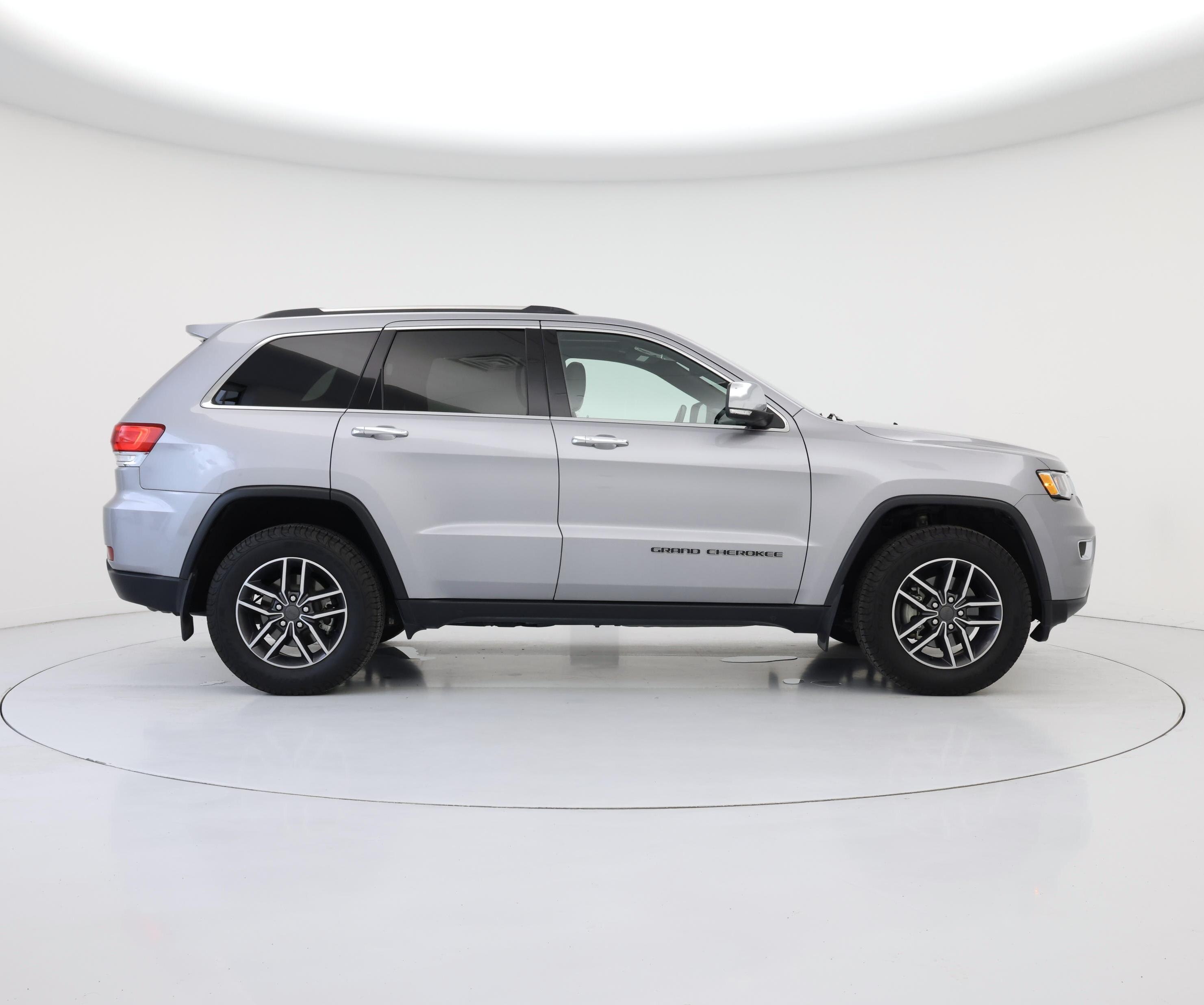 Thumbnail: 2019 Jeep Grand Cherokee - 7