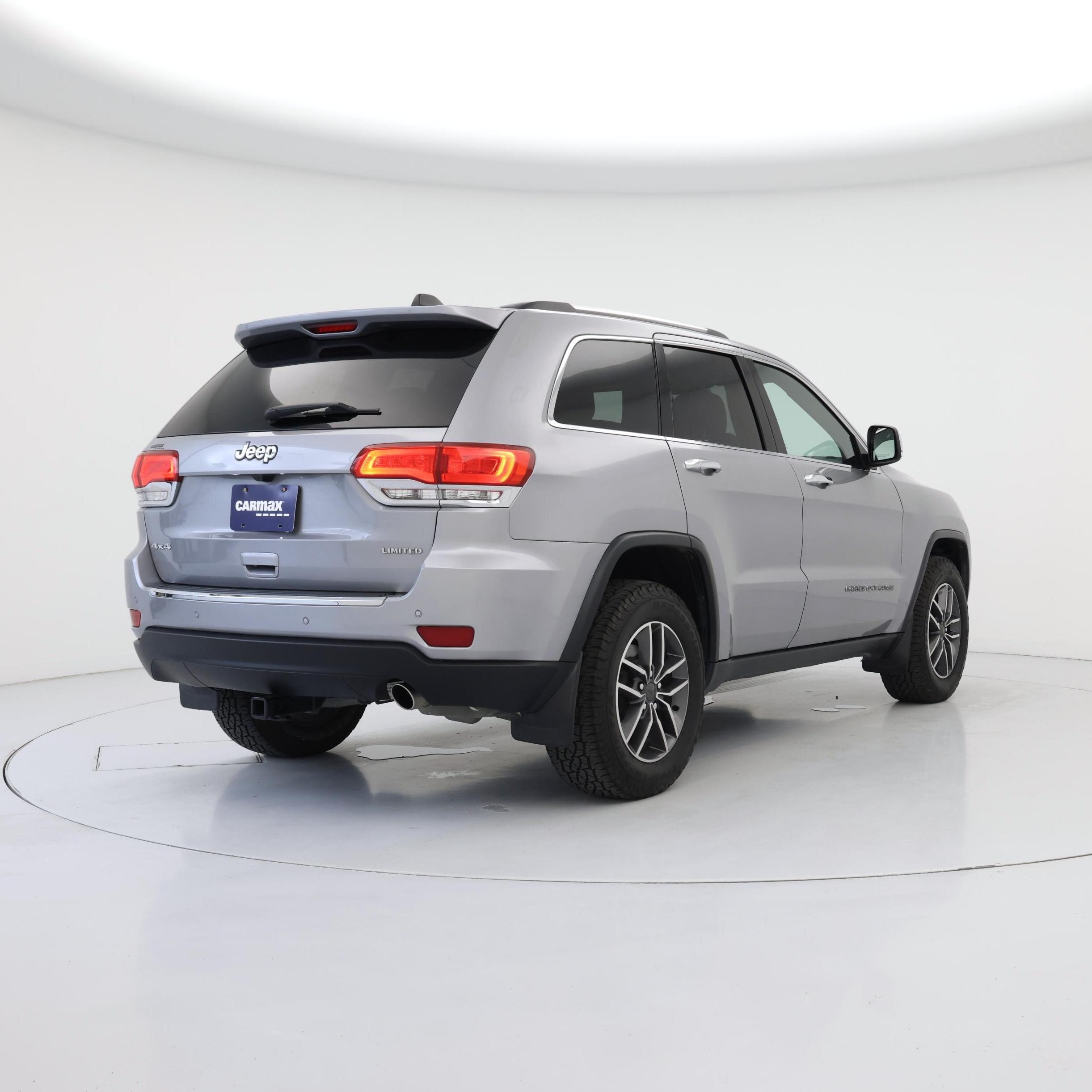 Thumbnail: 2019 Jeep Grand Cherokee - 8