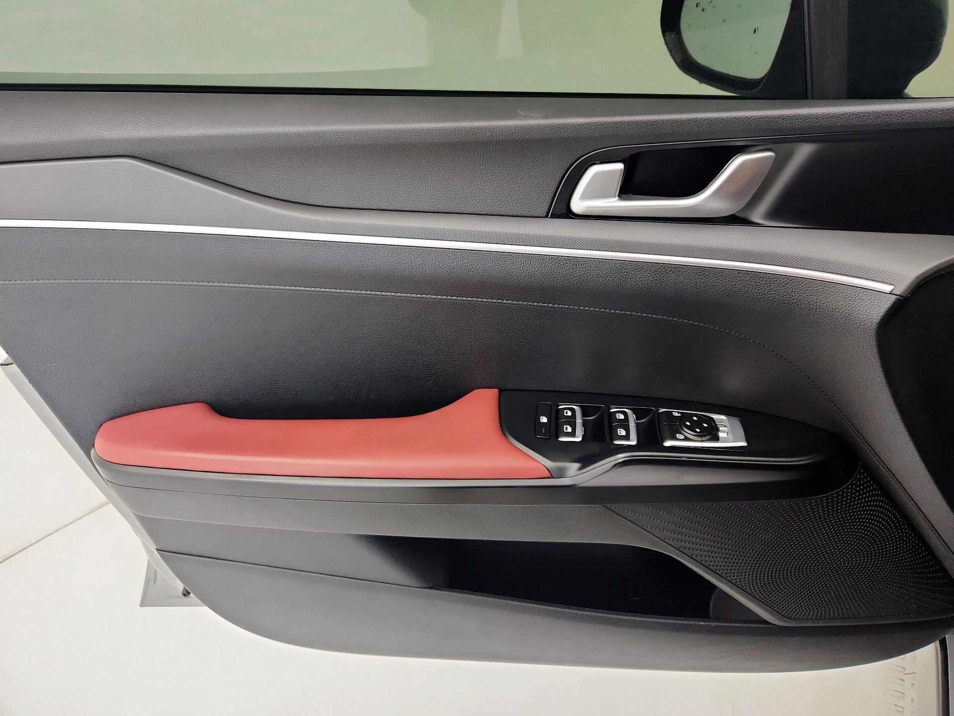 Thumbnail: 2022 Kia K5 - 12