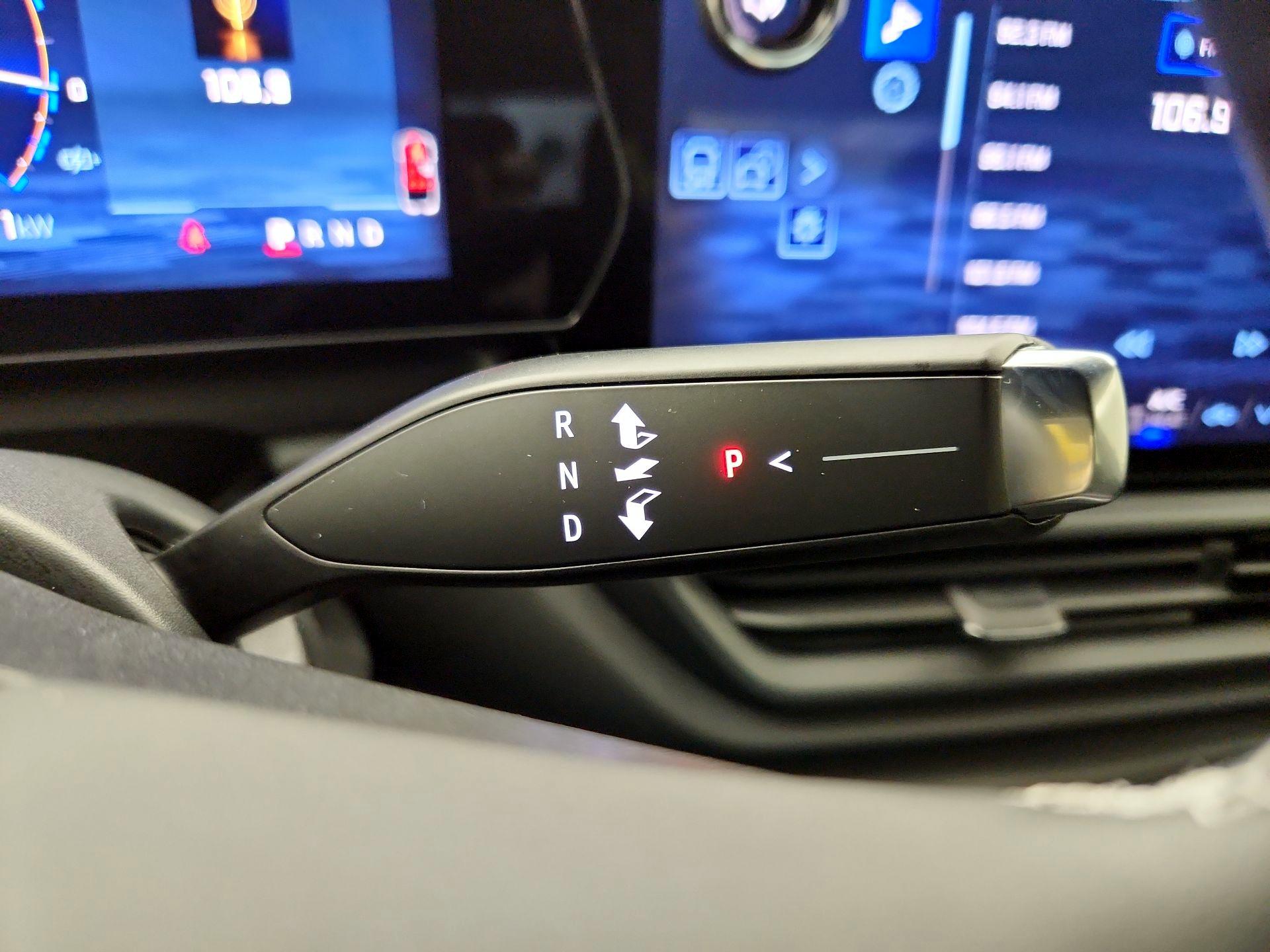 Thumbnail: 2025 Chevrolet Silverado EV - 18