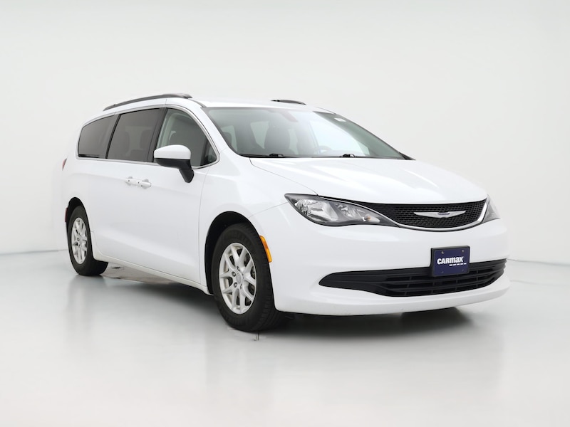 2020 Chrysler Voyager LXI