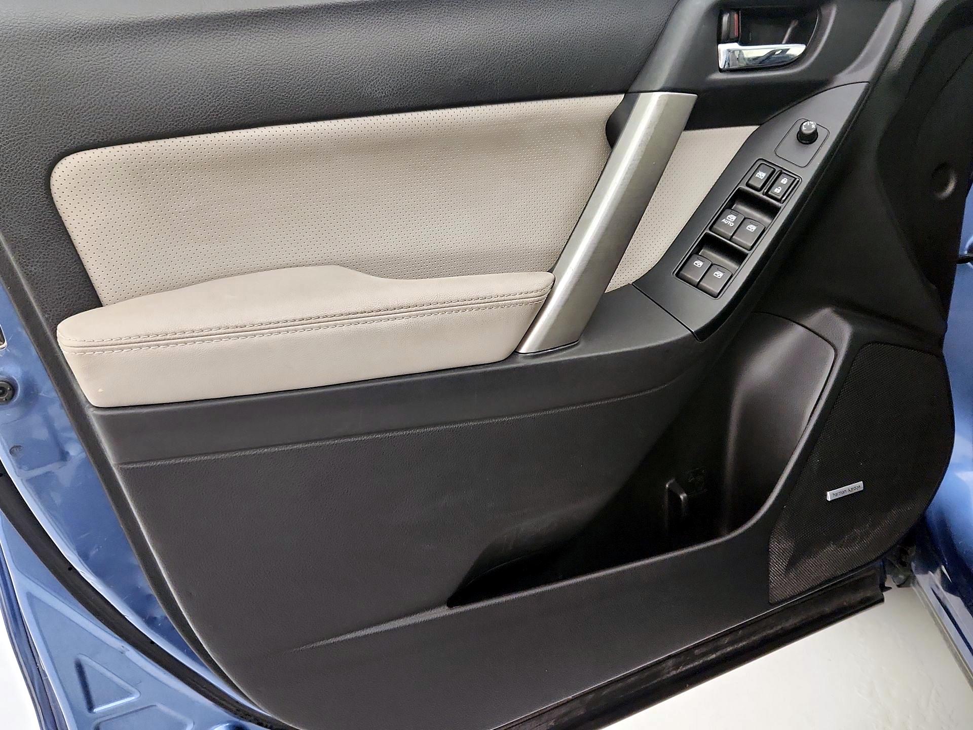 Thumbnail: 2015 Subaru Forester - 12