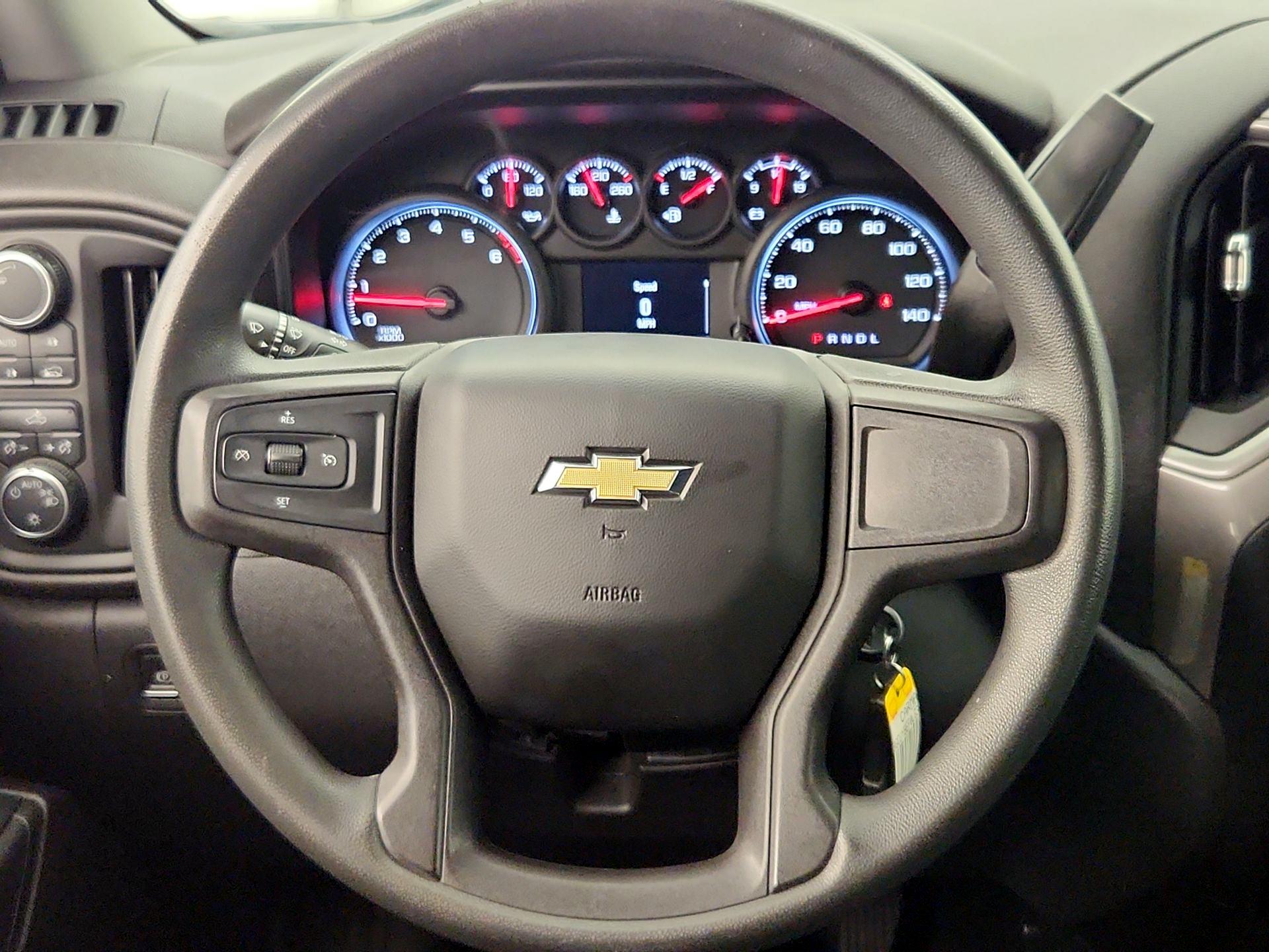 Thumbnail: 2020 Chevrolet Silverado 1500 - 10