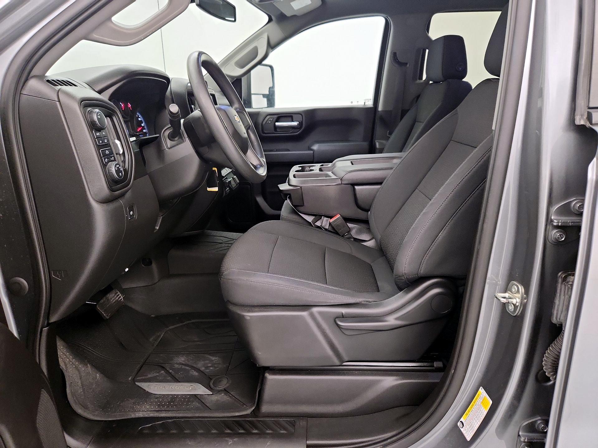 Thumbnail: 2020 Chevrolet Silverado 1500 - 11