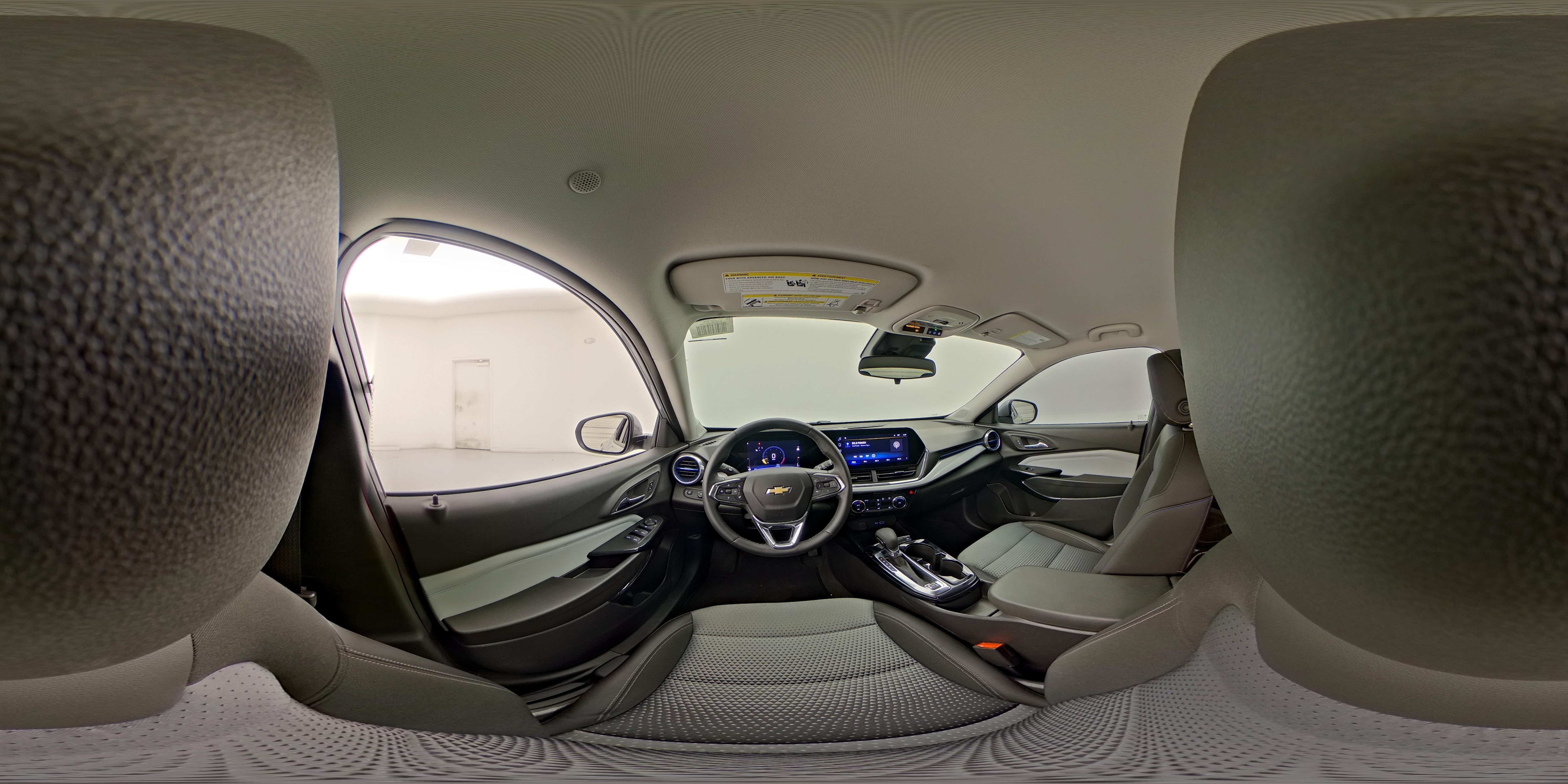 2025 Chevrolet Trax LT - Photo 27