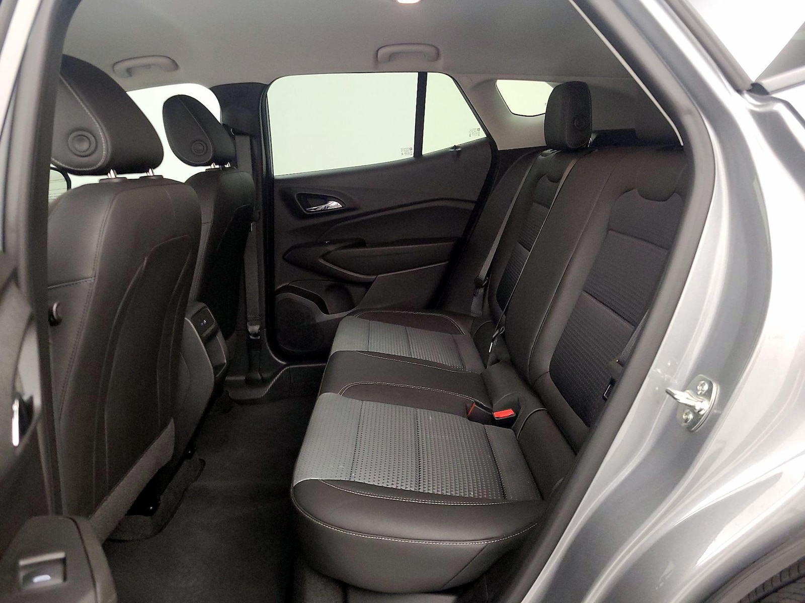 2025 Chevrolet Trax LT - Photo 20