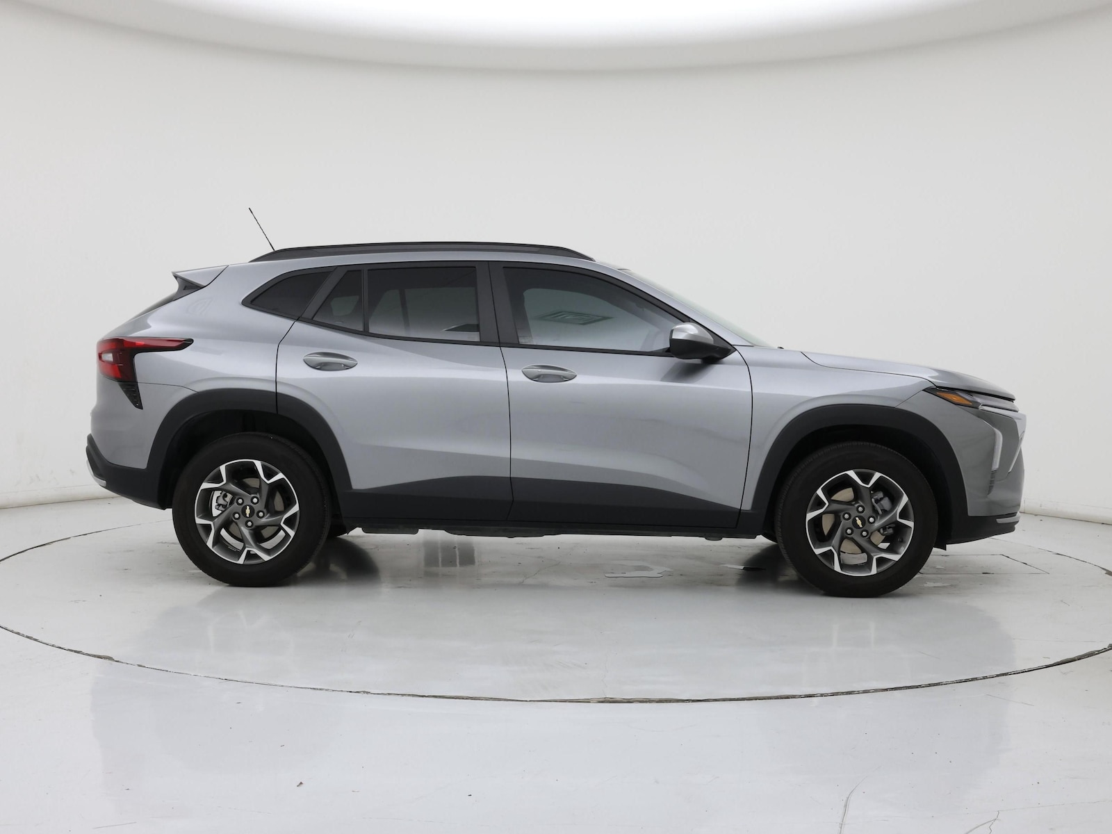 2025 Chevrolet Trax LT - Photo 8