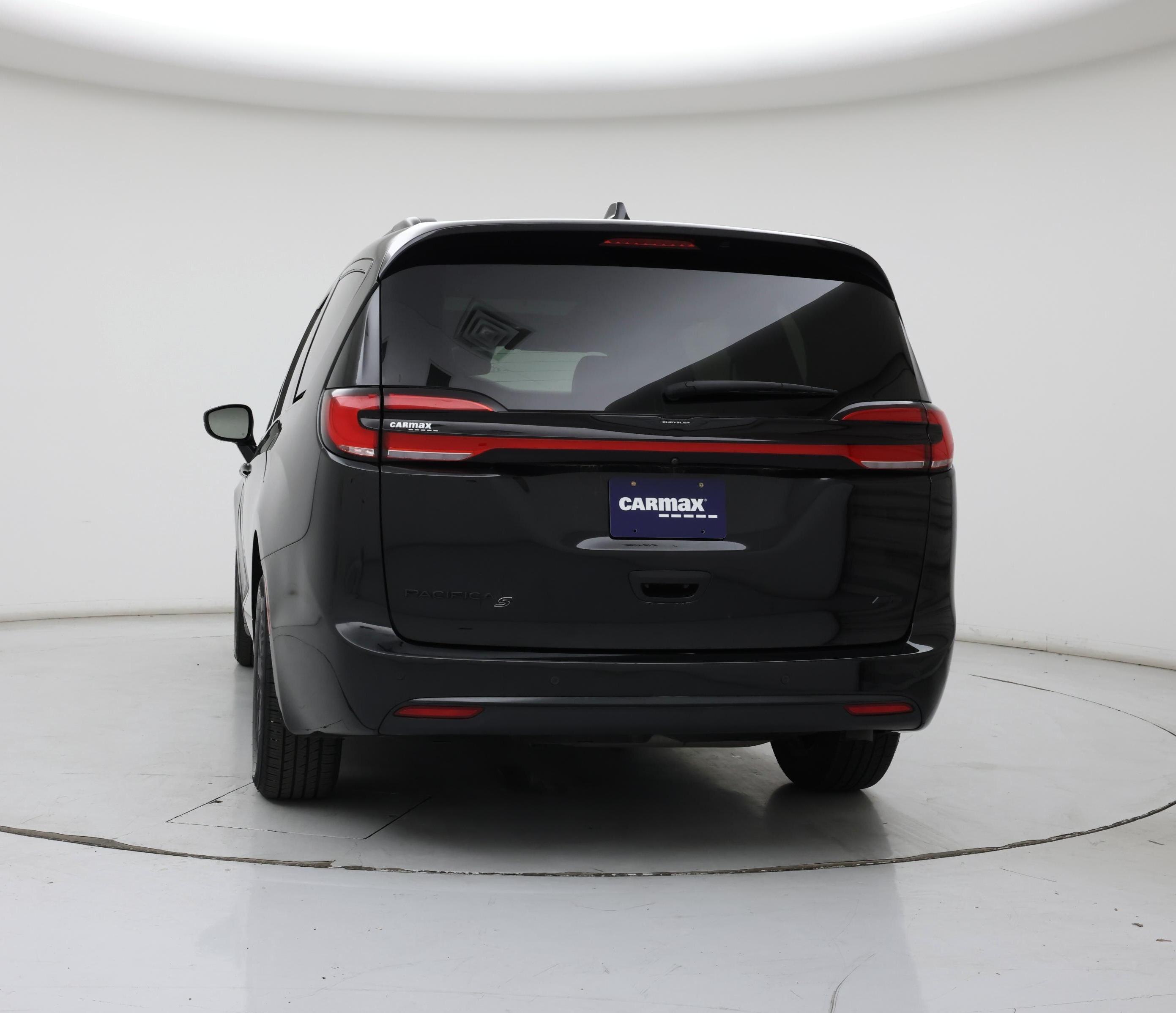 Thumbnail: 2021 Chrysler Pacifica - 6