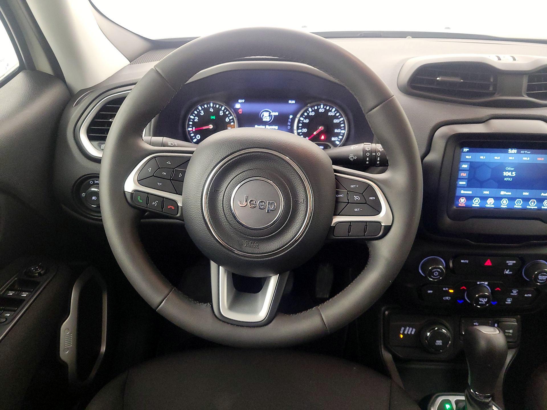 Thumbnail: 2021 Jeep Renegade - 10