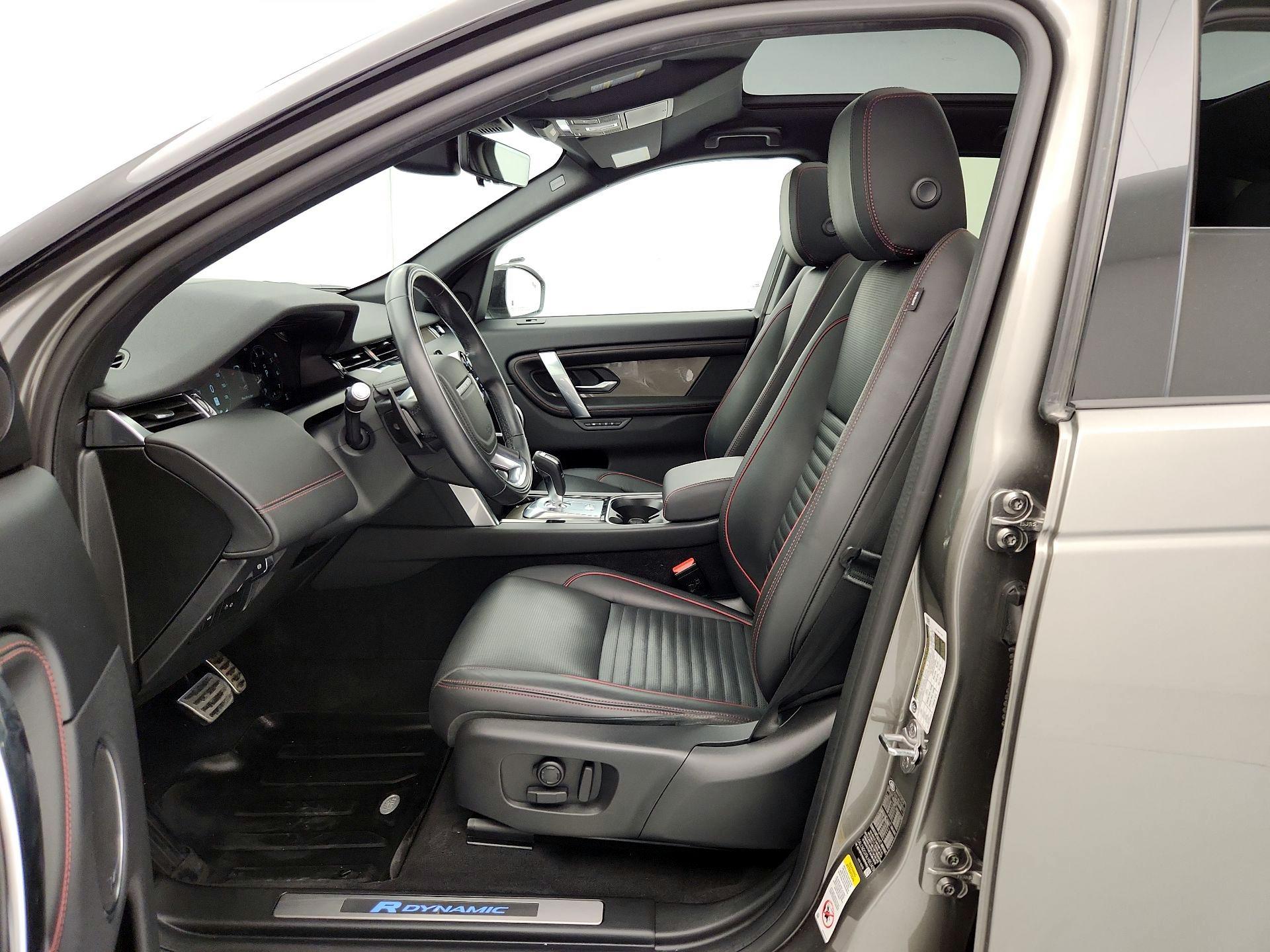 Thumbnail: 2020 Land Rover Discovery Sport - 11