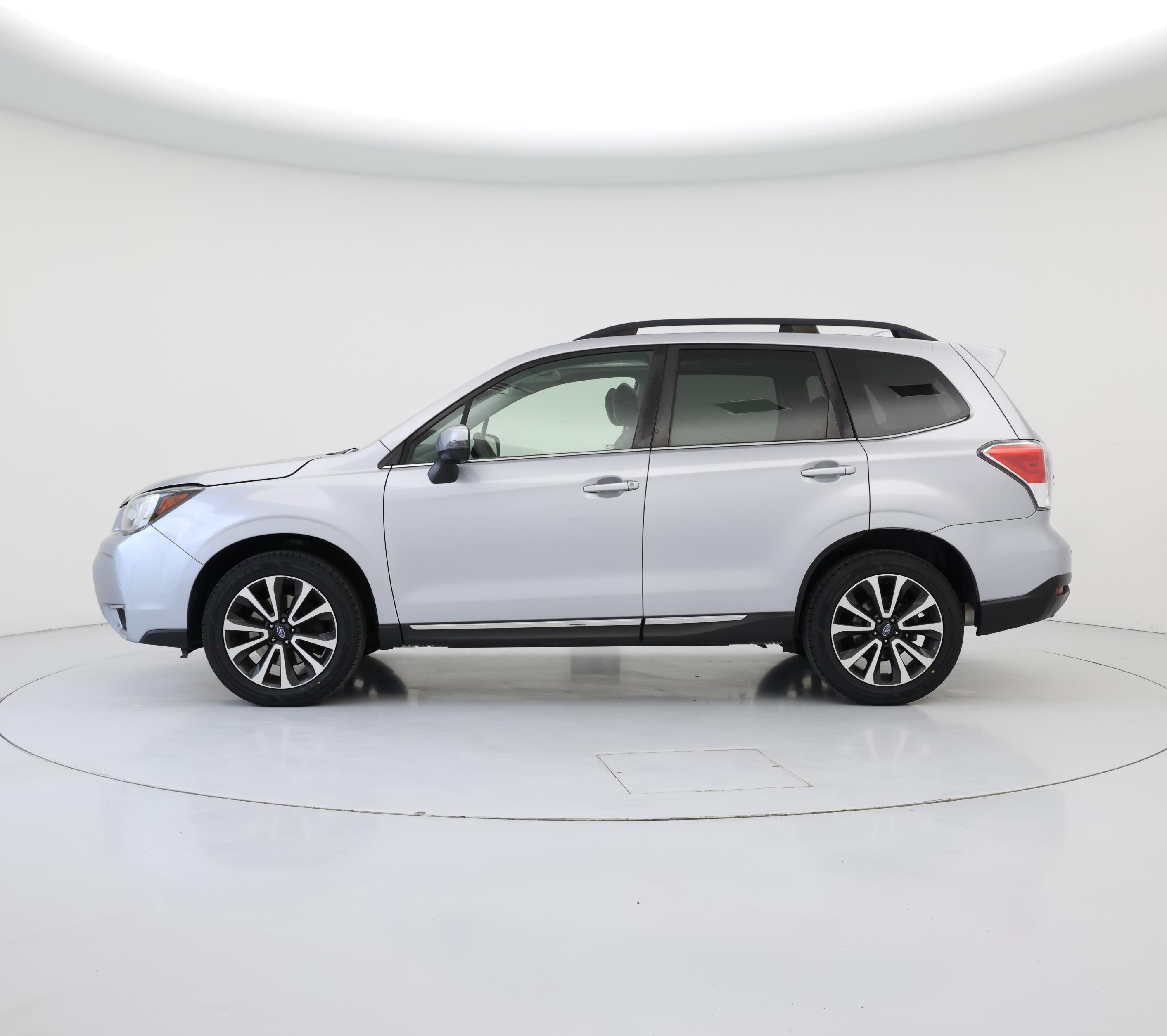 Thumbnail: 2017 Subaru Forester - 3