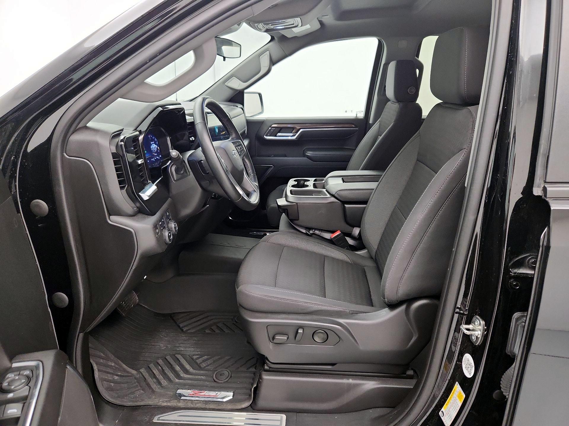 Thumbnail: 2023 Chevrolet Silverado 1500 - 11
