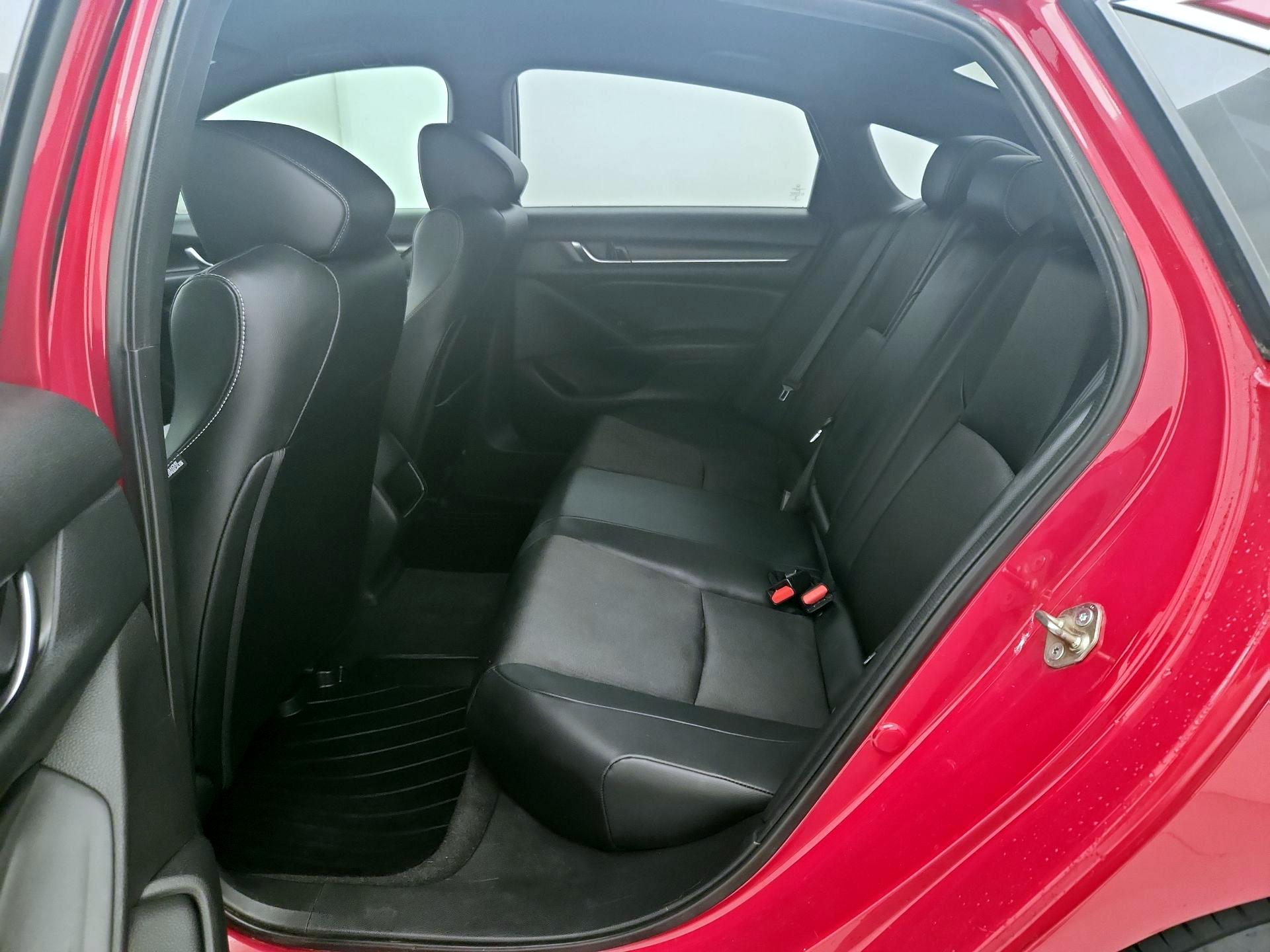 Thumbnail: 2018 Honda Accord - 19