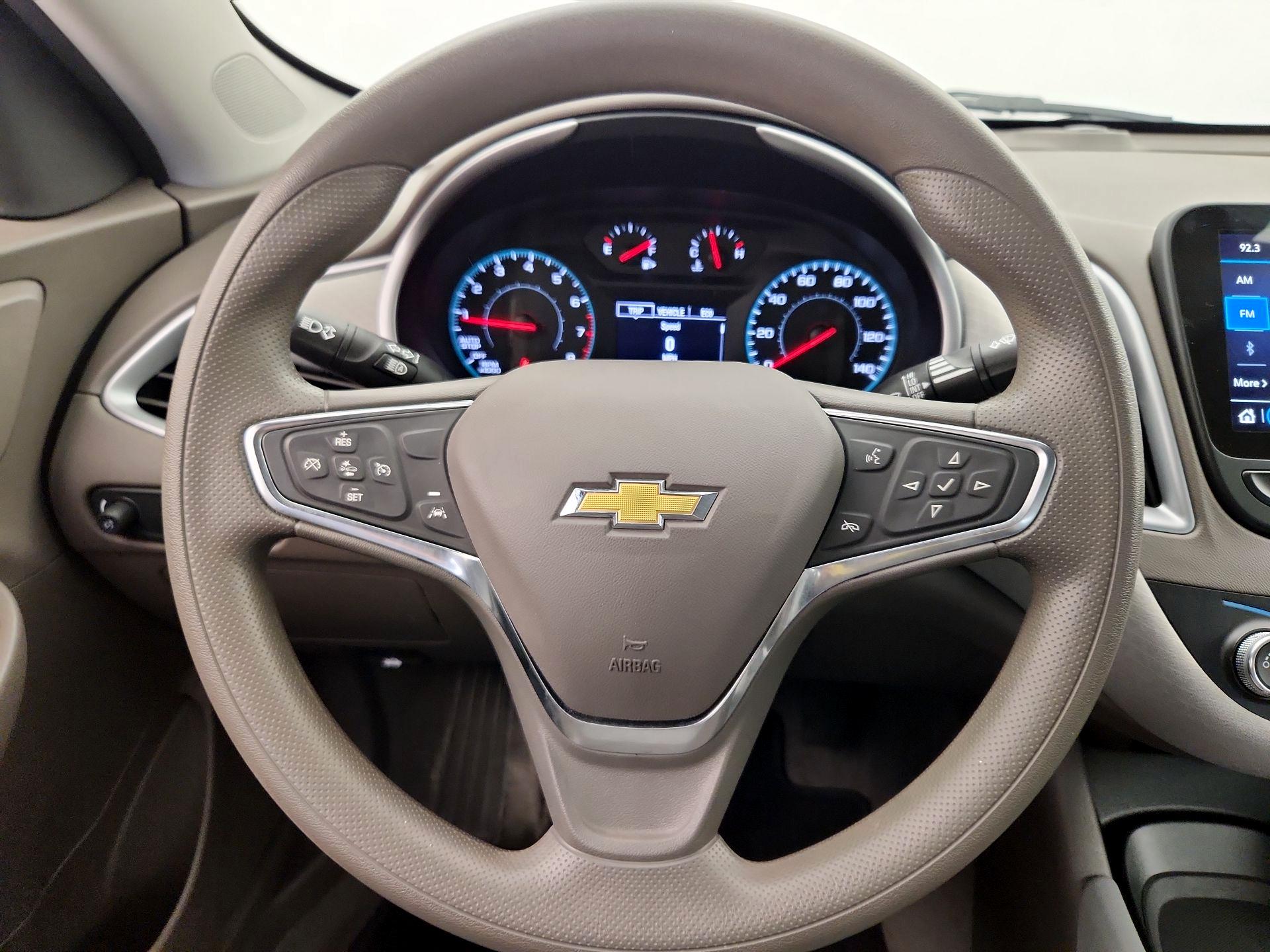 Thumbnail: 2023 Chevrolet Malibu - 10
