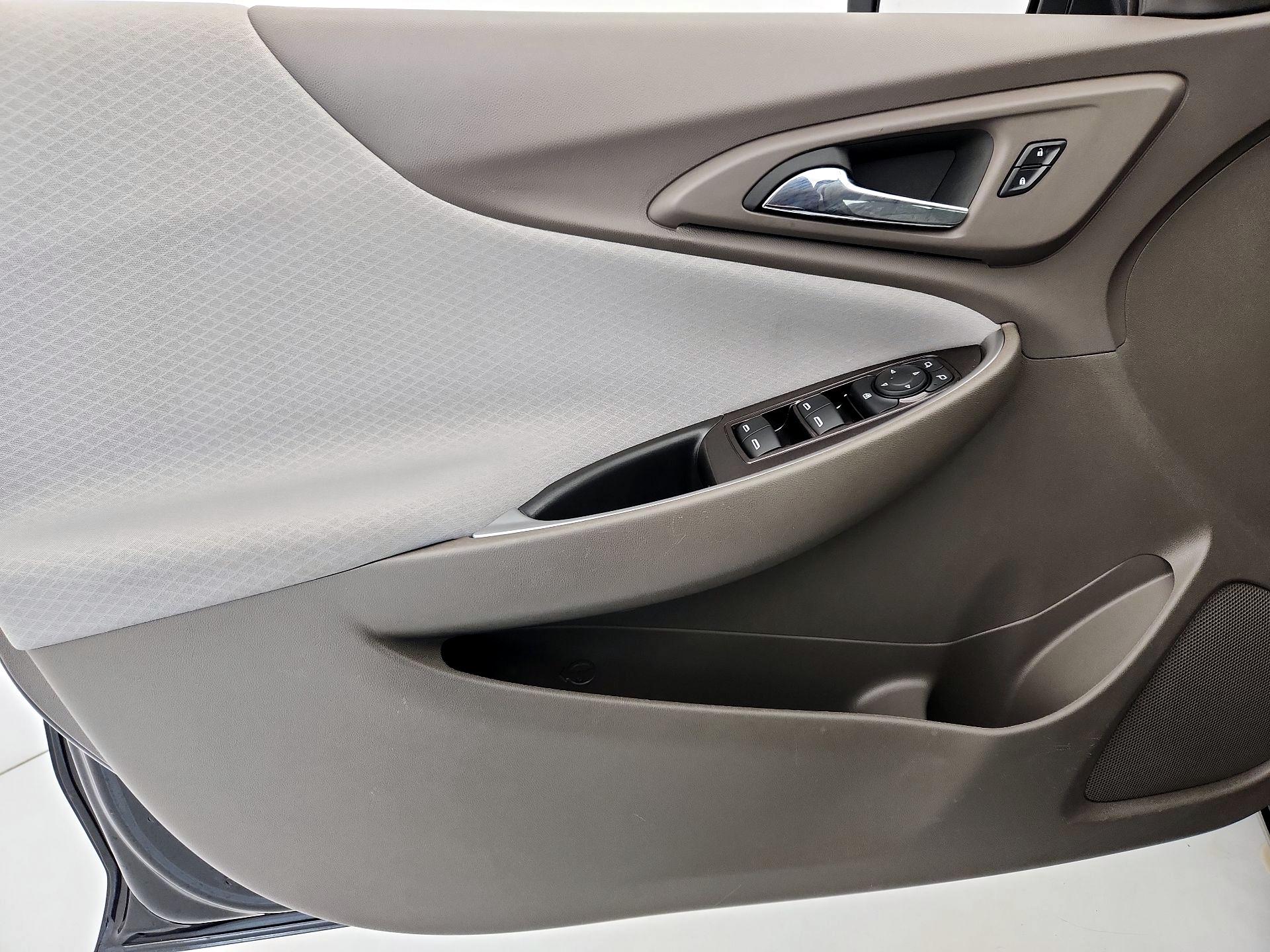 Thumbnail: 2023 Chevrolet Malibu - 12