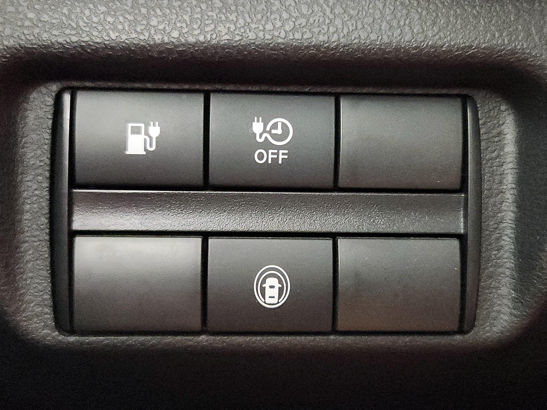 Thumbnail: 2023 Nissan Leaf - 13