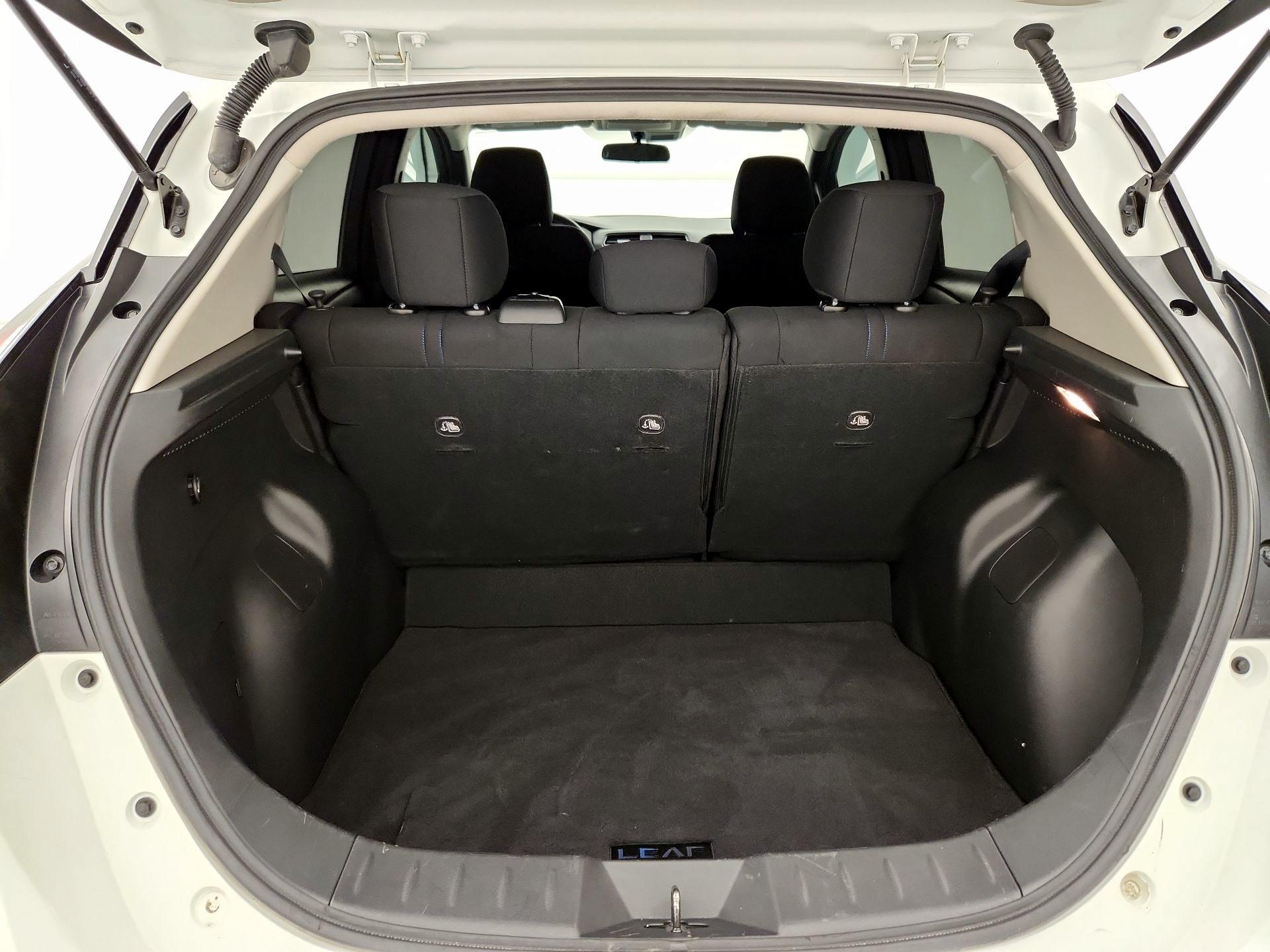 Thumbnail: 2023 Nissan Leaf - 20