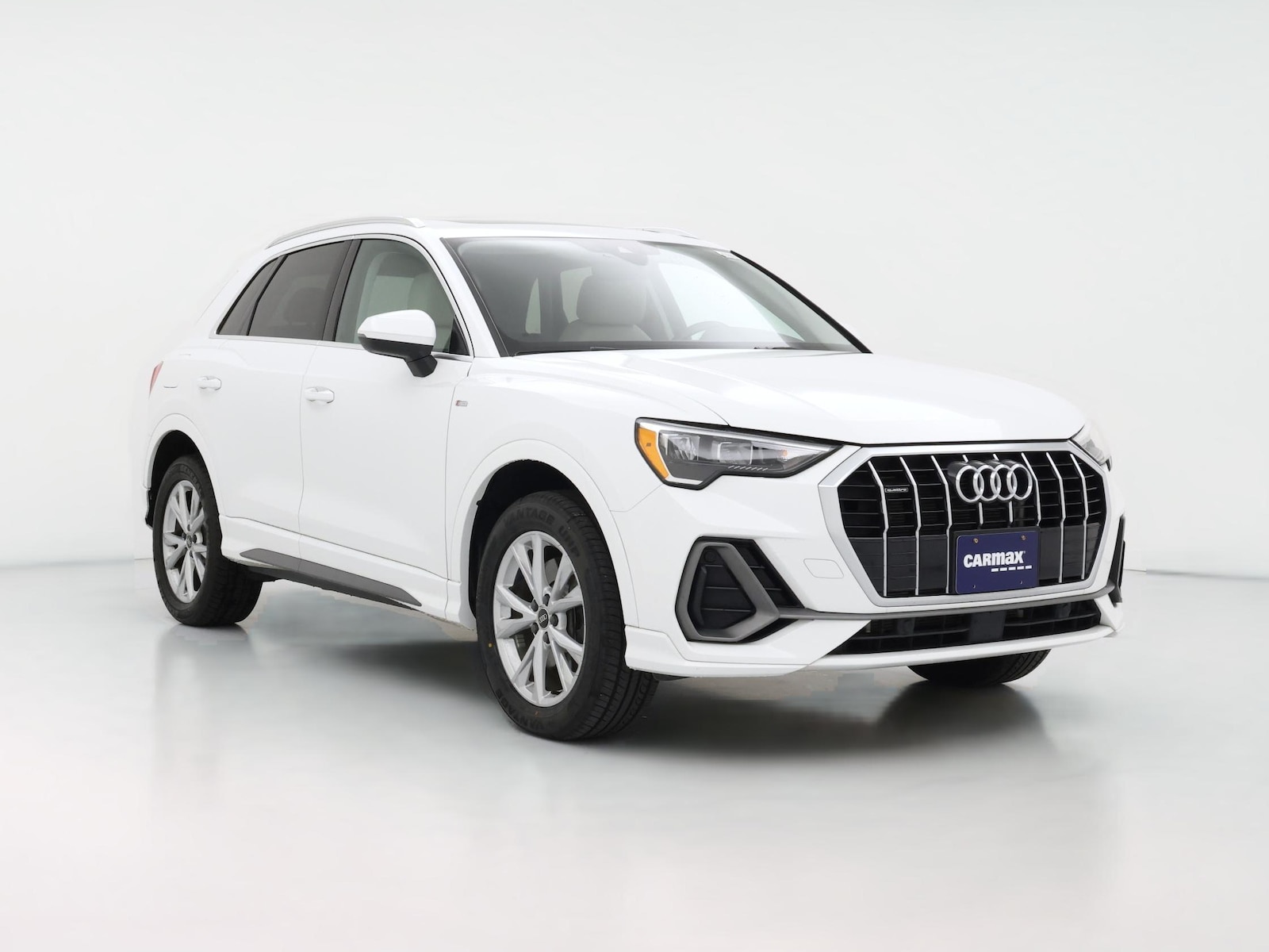 2022 Audi Q3