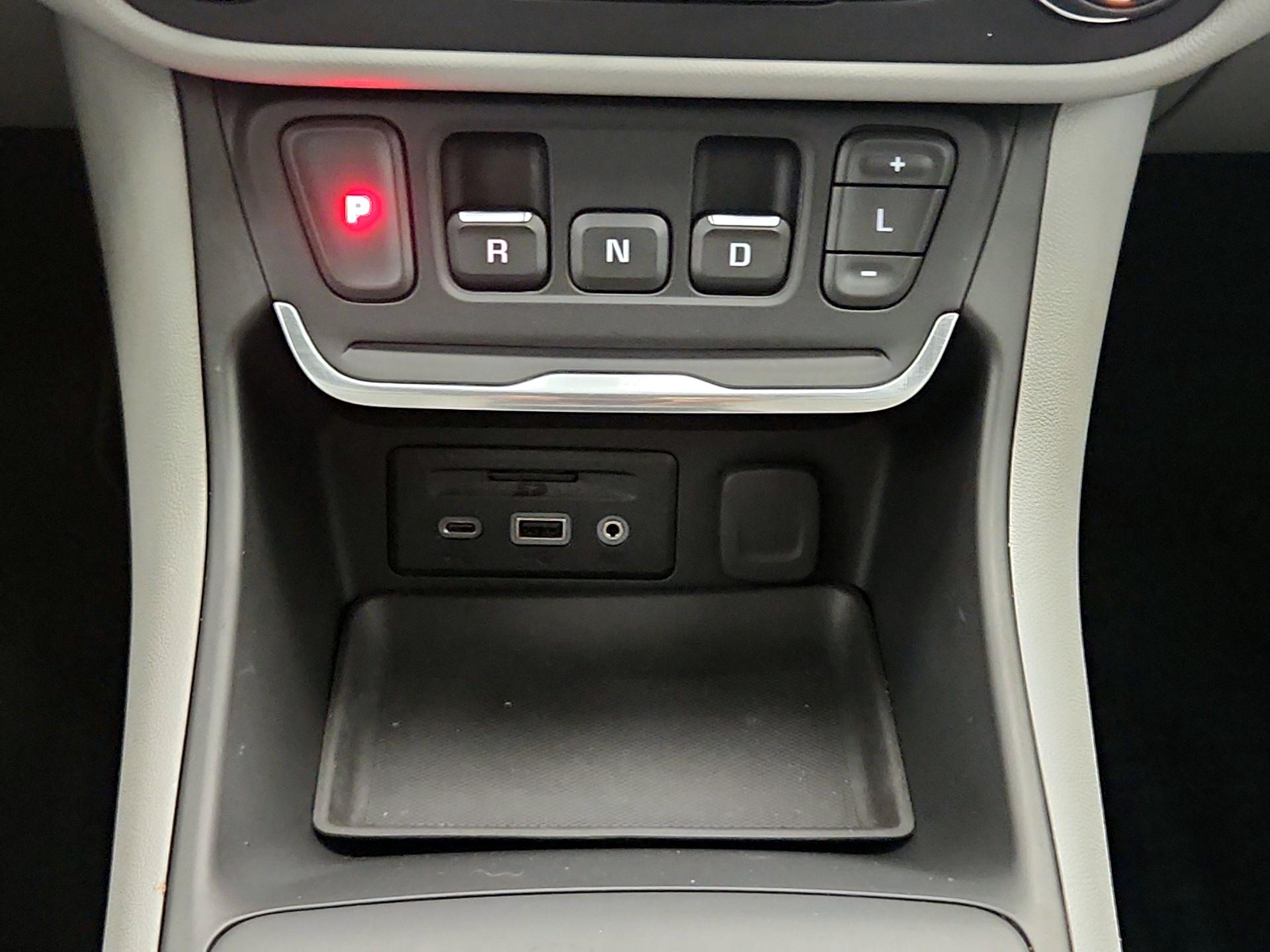 Thumbnail: 2018 GMC Terrain - 18
