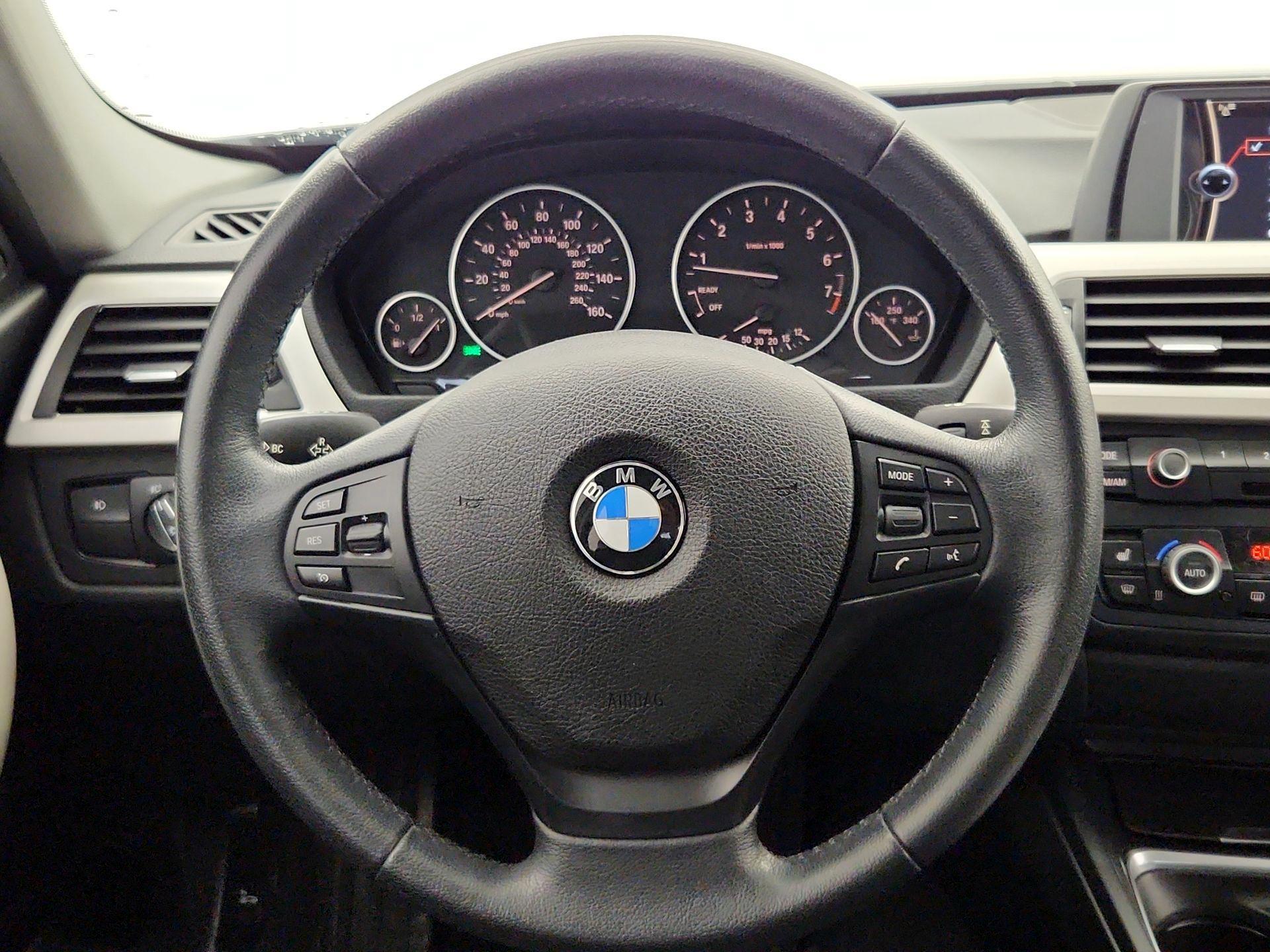 Thumbnail: 2014 BMW 3 Series - 10