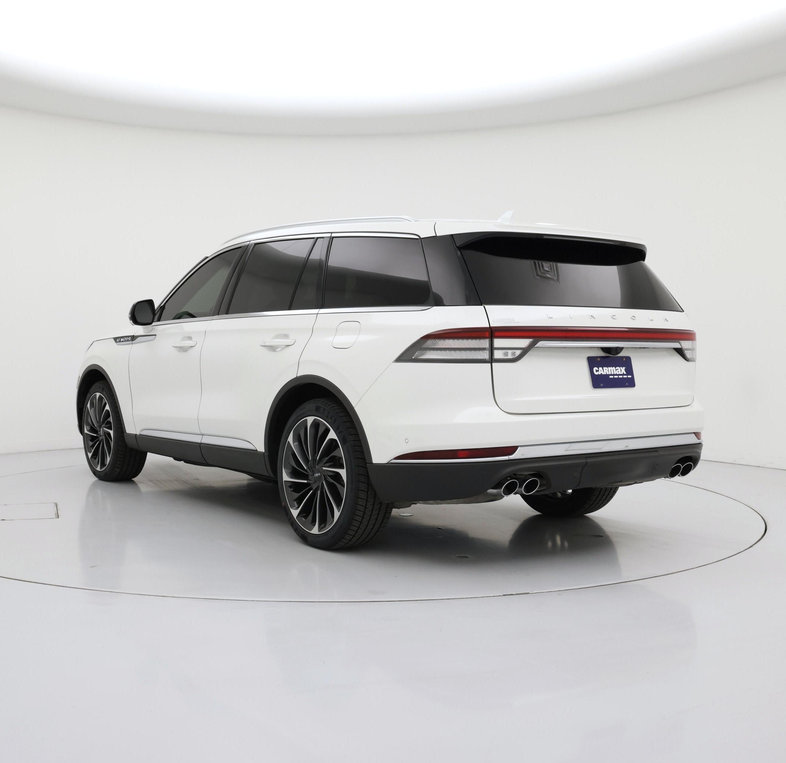 Thumbnail: 2022 Lincoln Aviator - 2