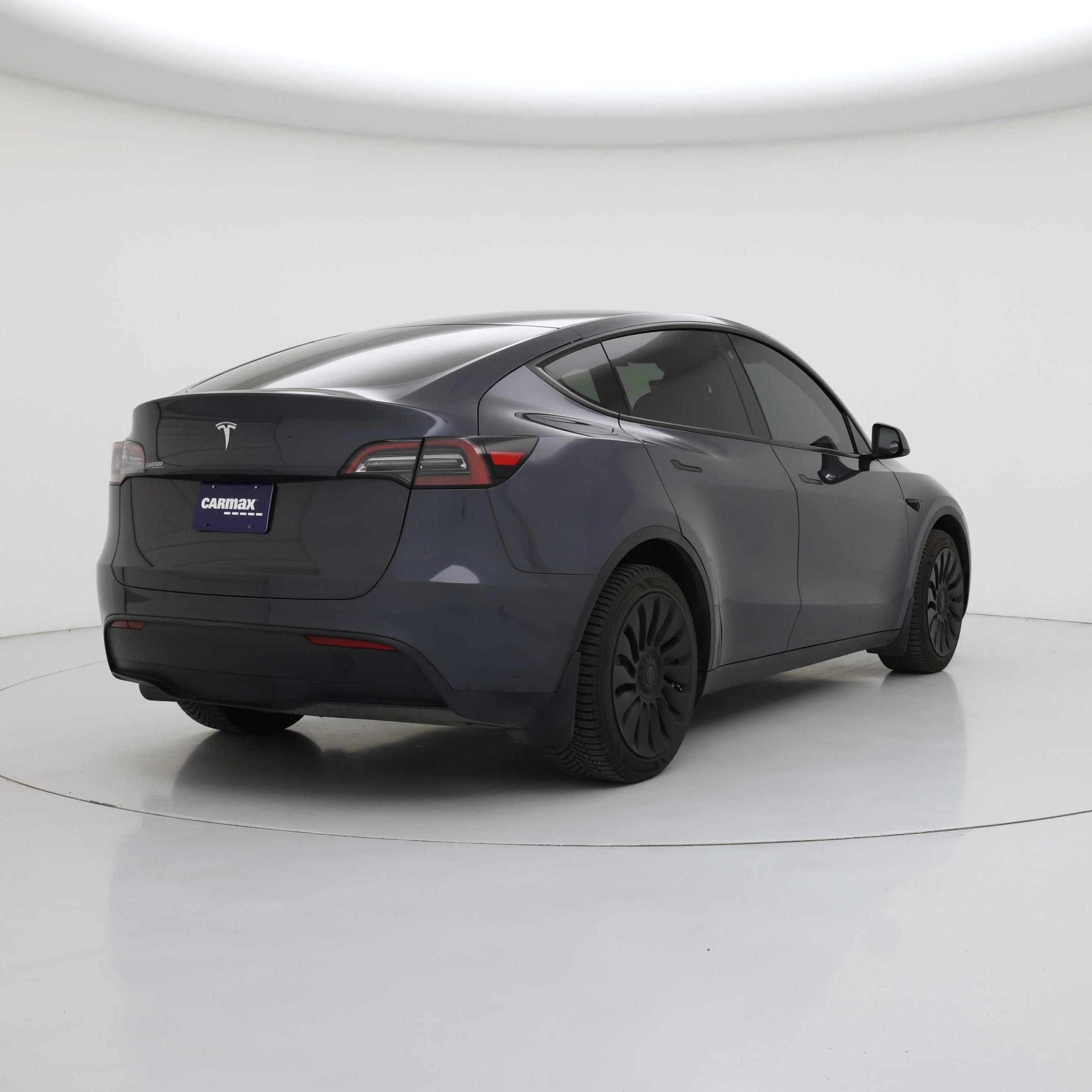 Thumbnail: 2023 Tesla Model Y - 8