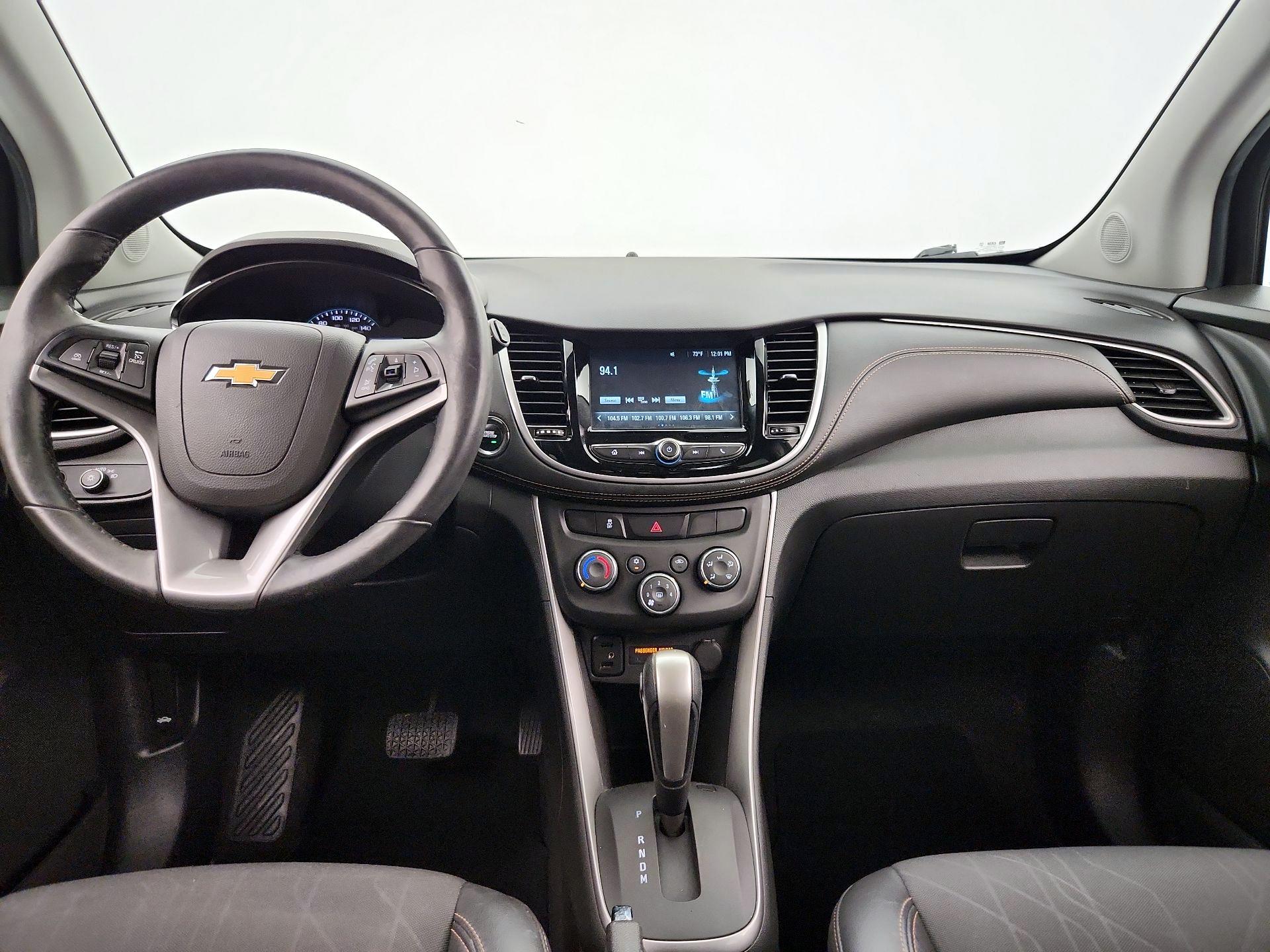 Thumbnail: 2017 Chevrolet Trax - 9