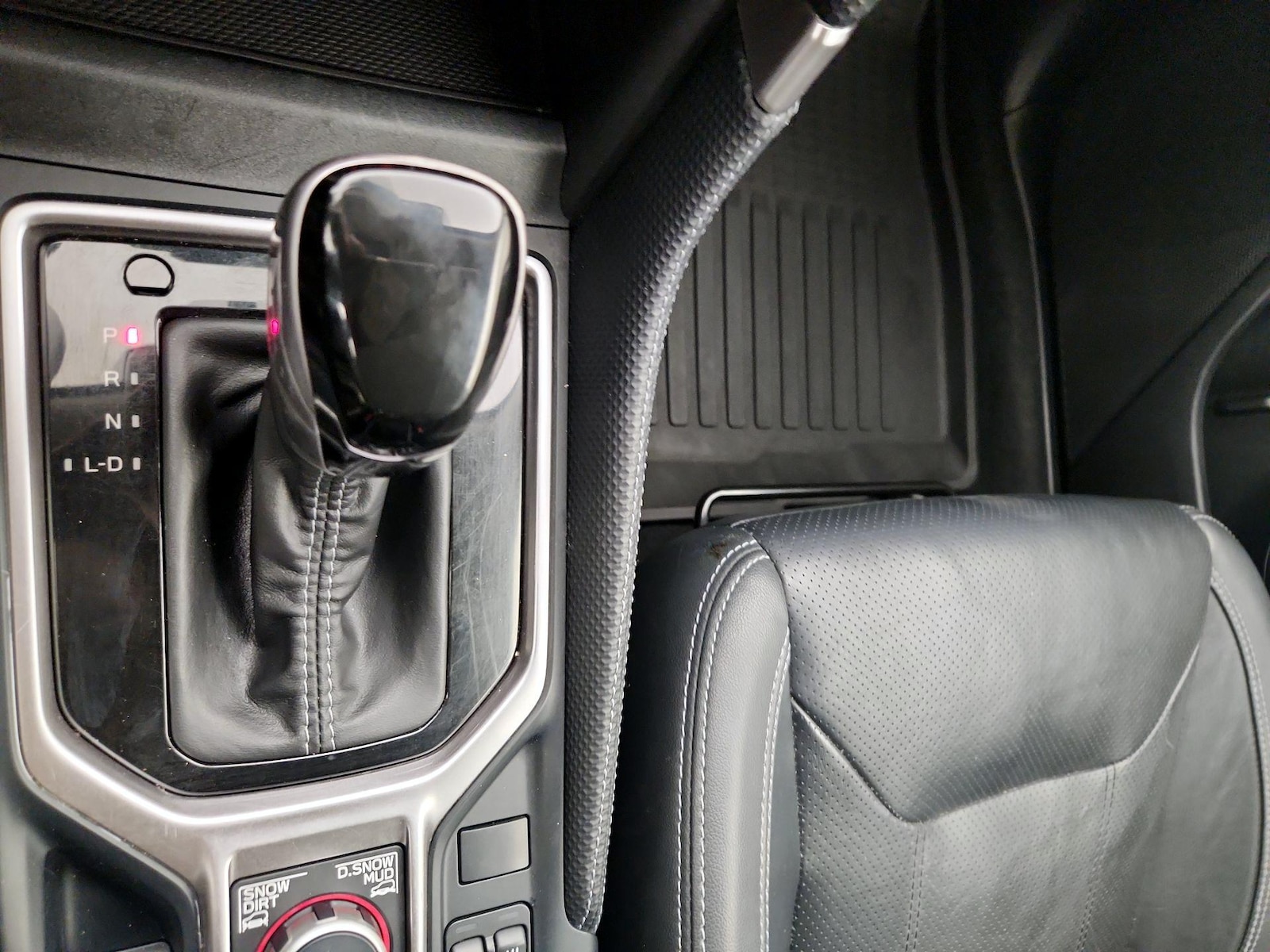 2020 Subaru Forester Limited - Photo 18