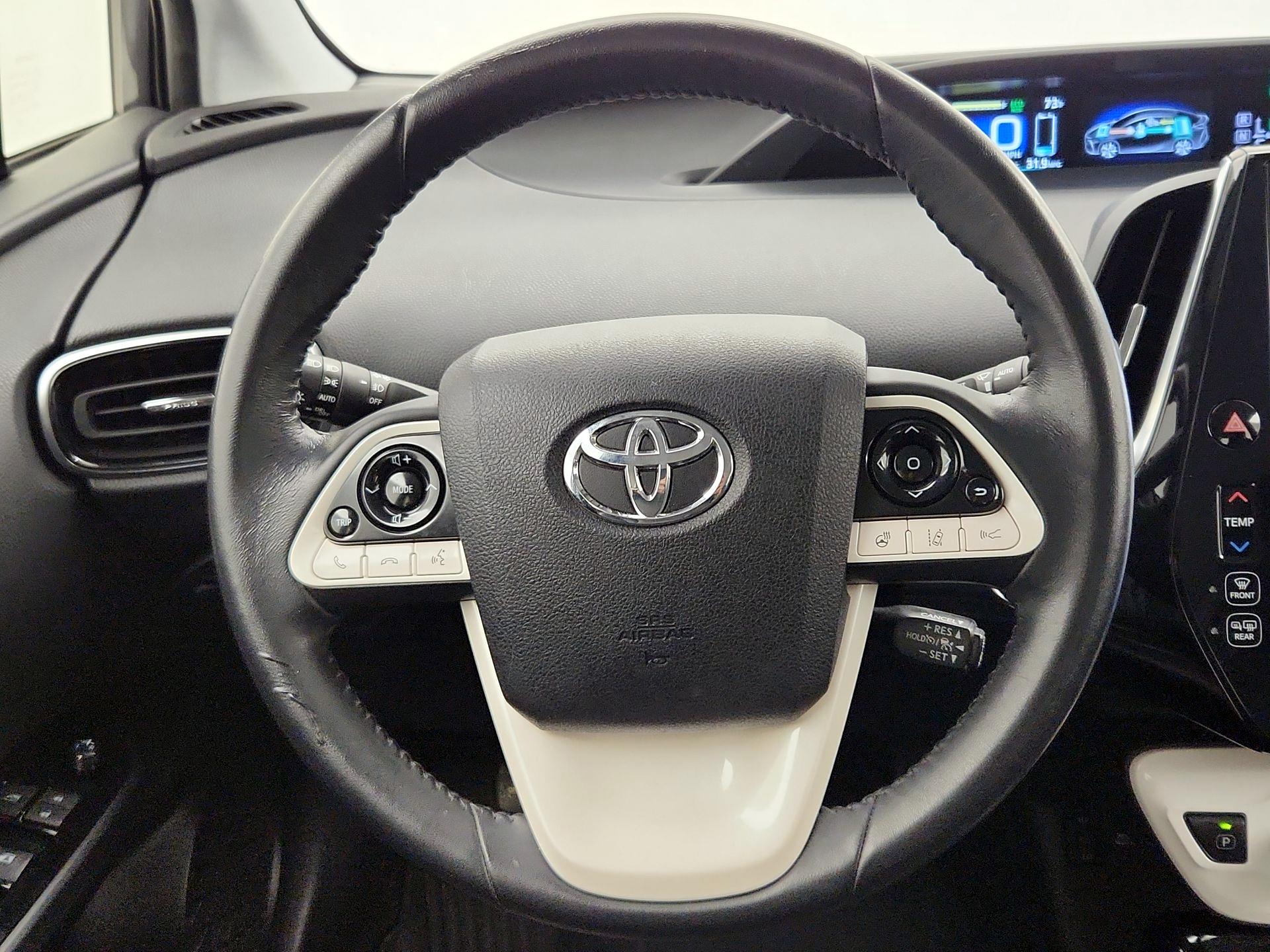 Thumbnail: 2018 Toyota Prius Prime - 10