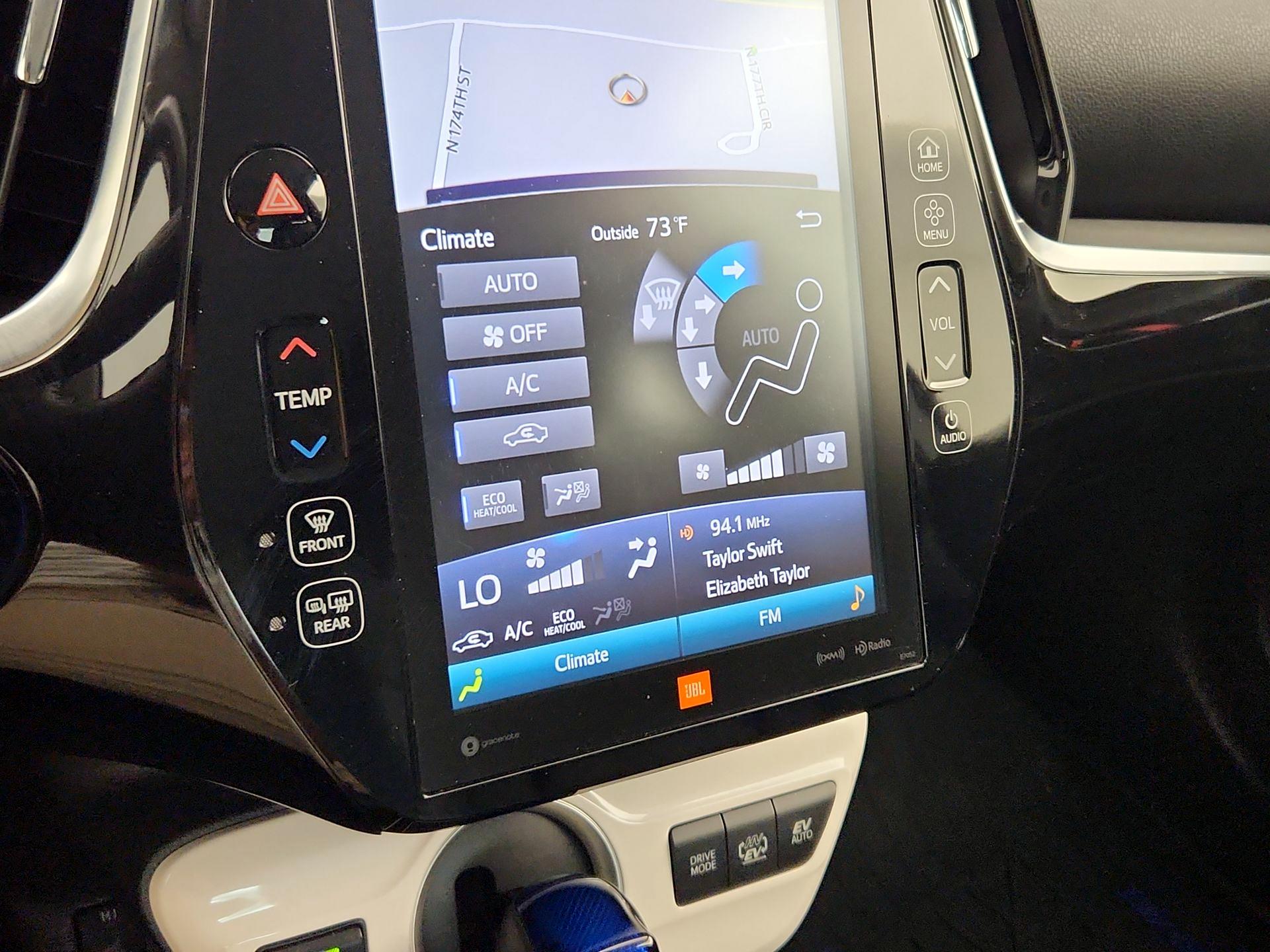 Thumbnail: 2018 Toyota Prius Prime - 17