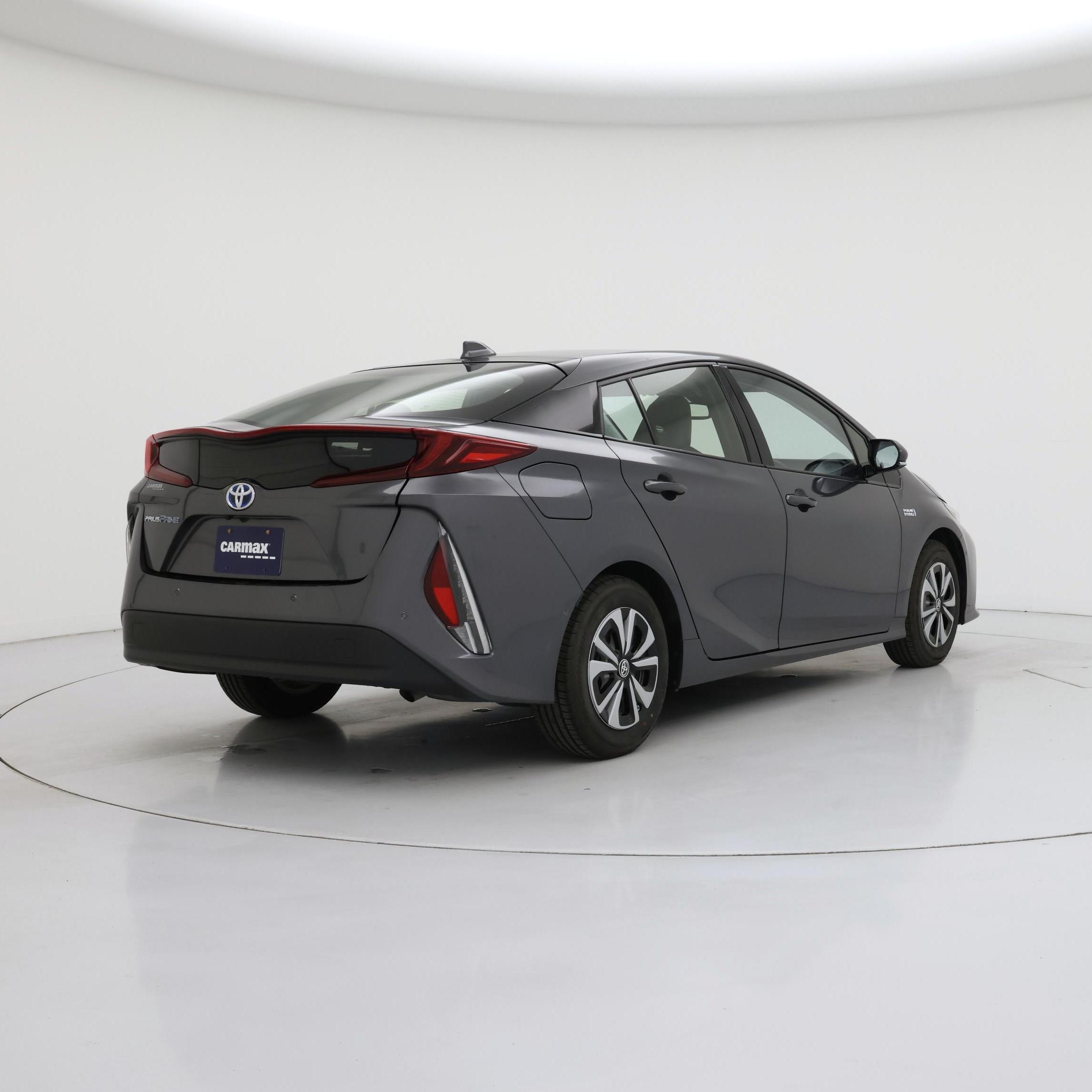 Thumbnail: 2018 Toyota Prius Prime - 8