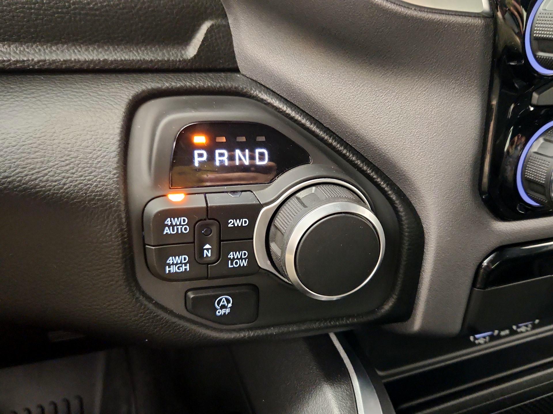 Thumbnail: 2025 RAM 1500 - 17