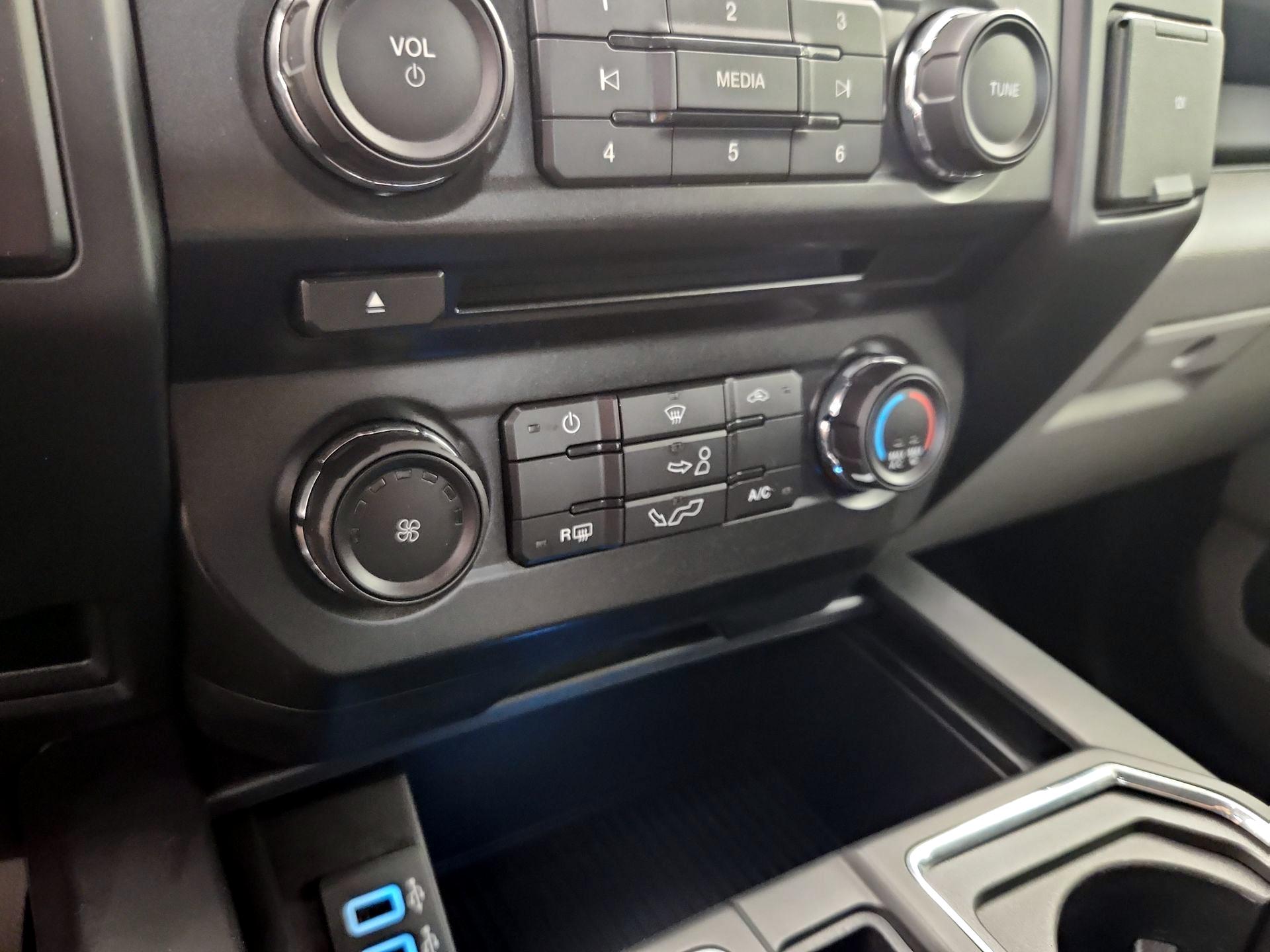 Thumbnail: 2018 Ford F-150 - 16