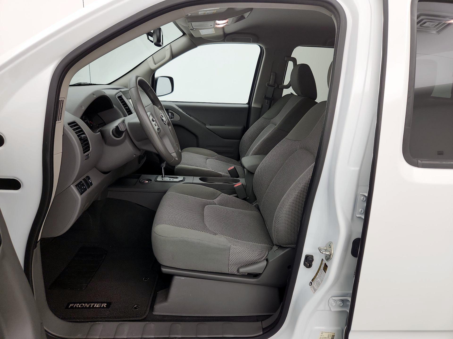 Thumbnail: 2020 Nissan Frontier - 11