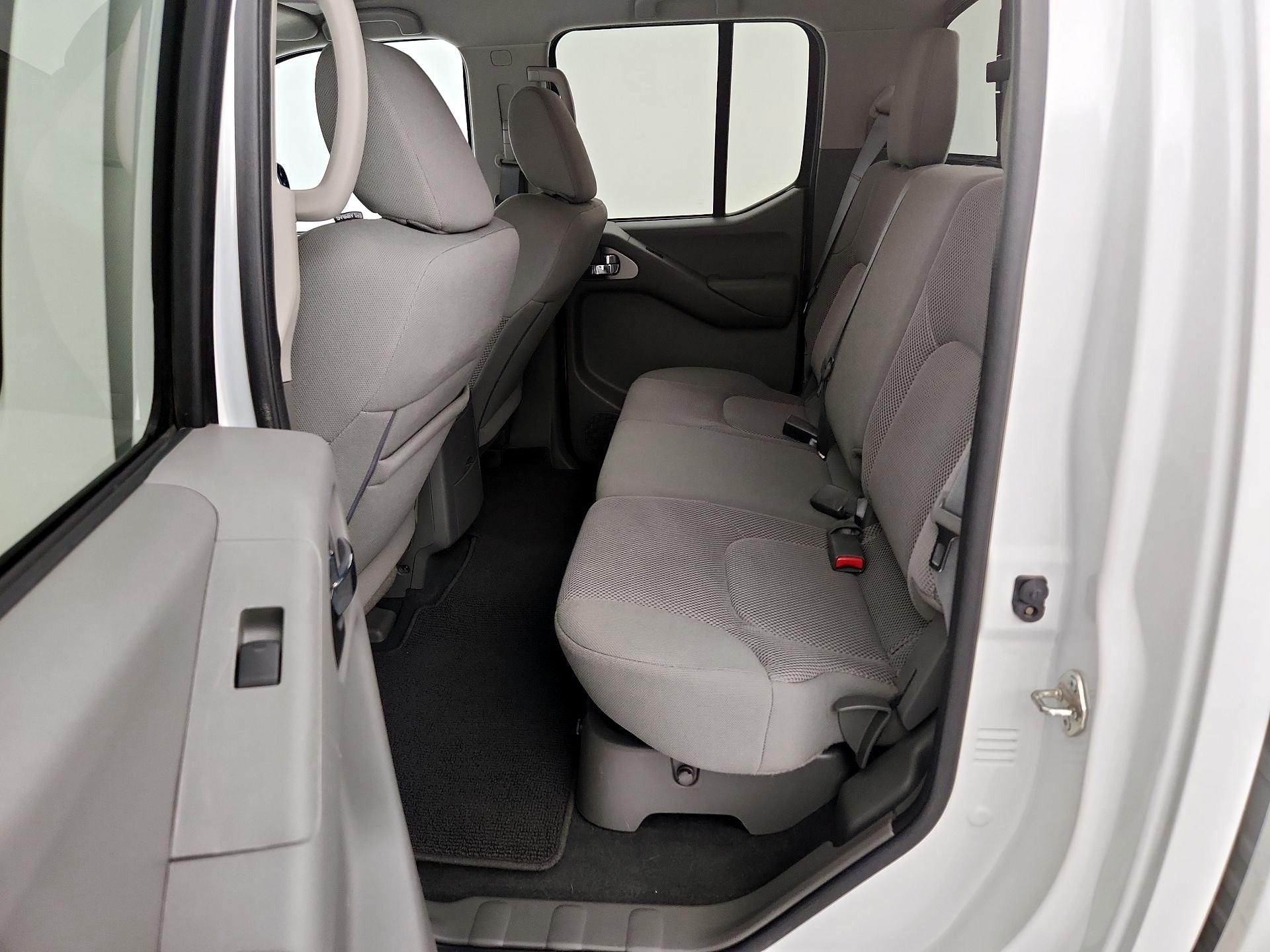 Thumbnail: 2020 Nissan Frontier - 19