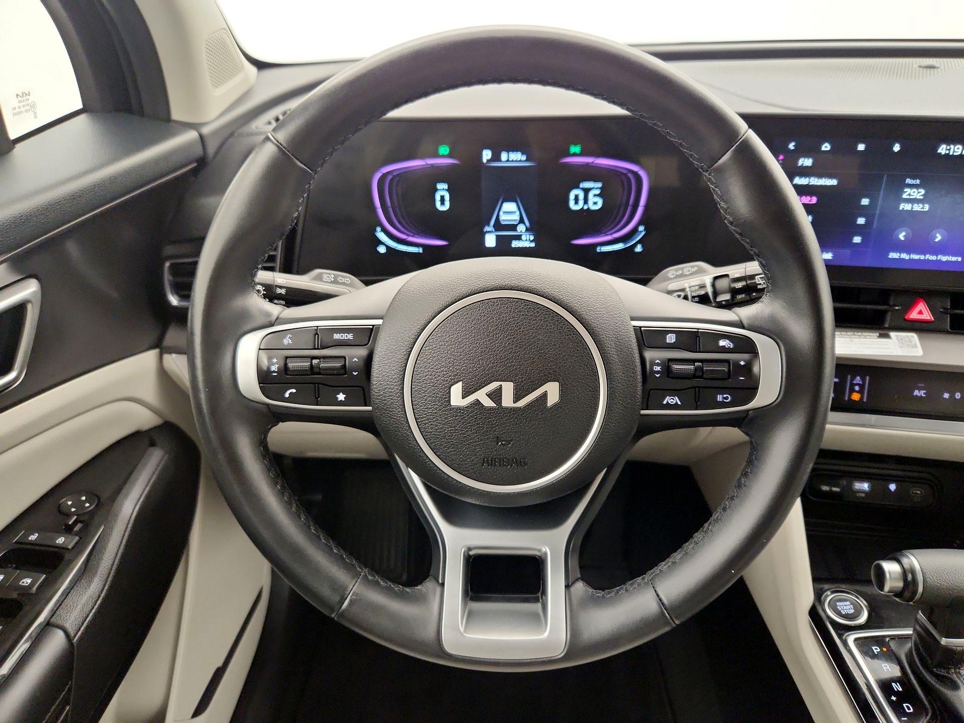 Thumbnail: 2023 Kia Sportage - 10