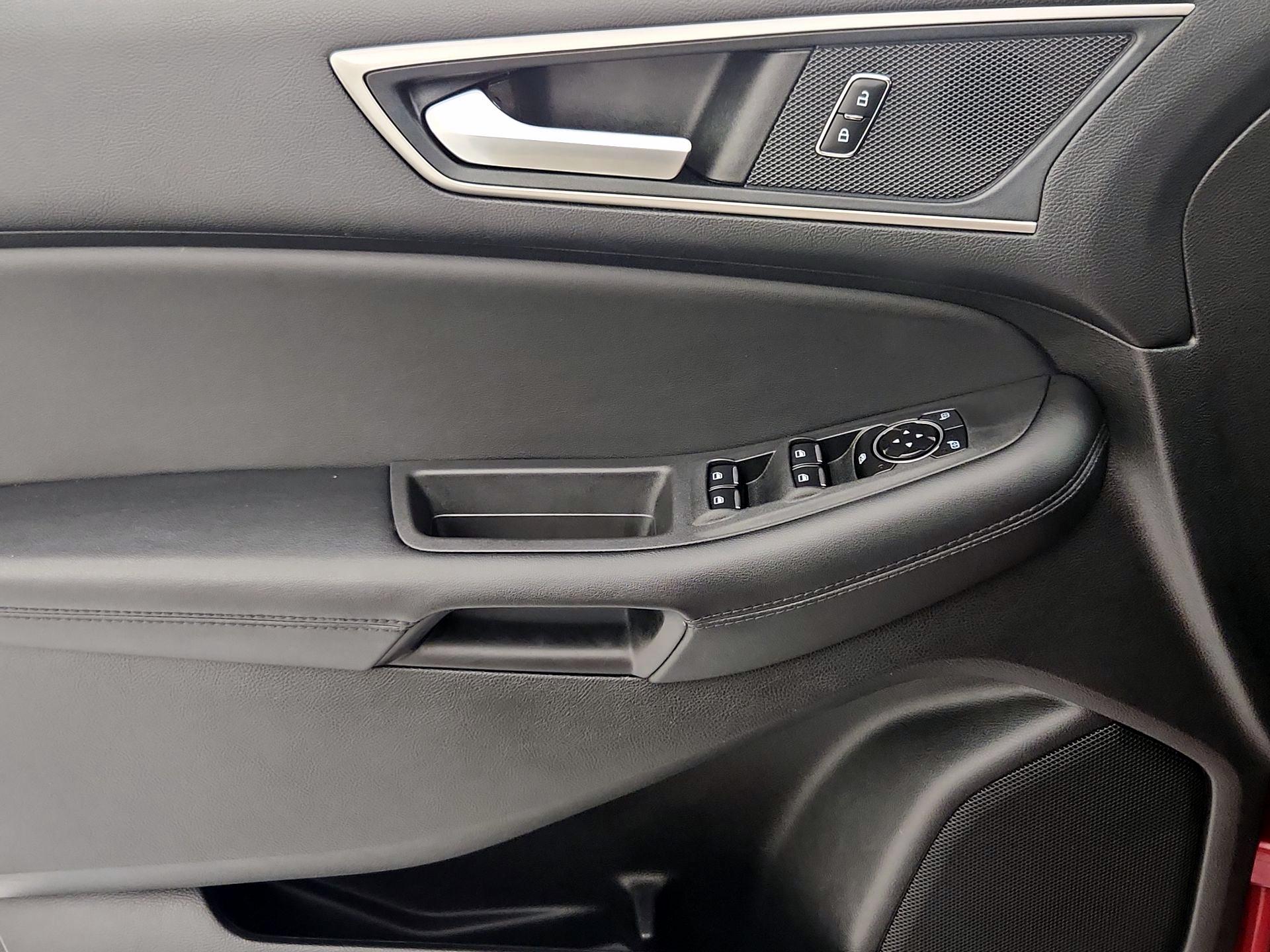 Thumbnail: 2023 Ford Edge - 12