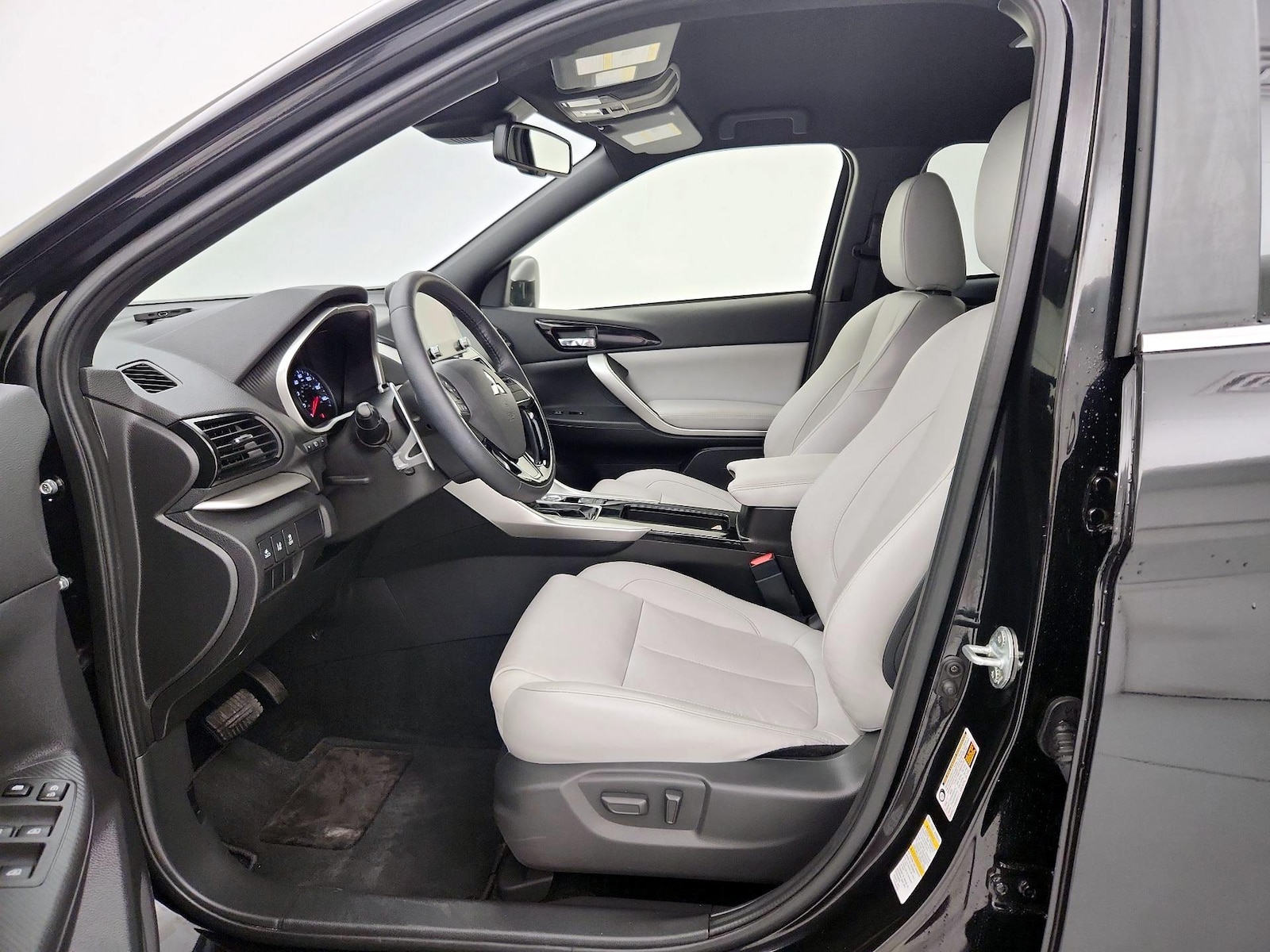 2023 Mitsubishi Eclipse Cross SEL - Photo 12
