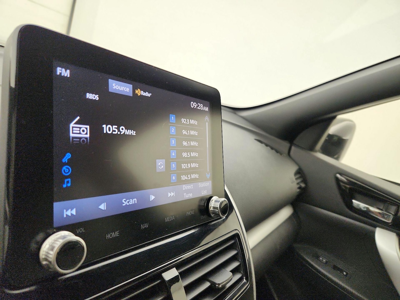 2023 Mitsubishi Eclipse Cross SEL - Photo 17