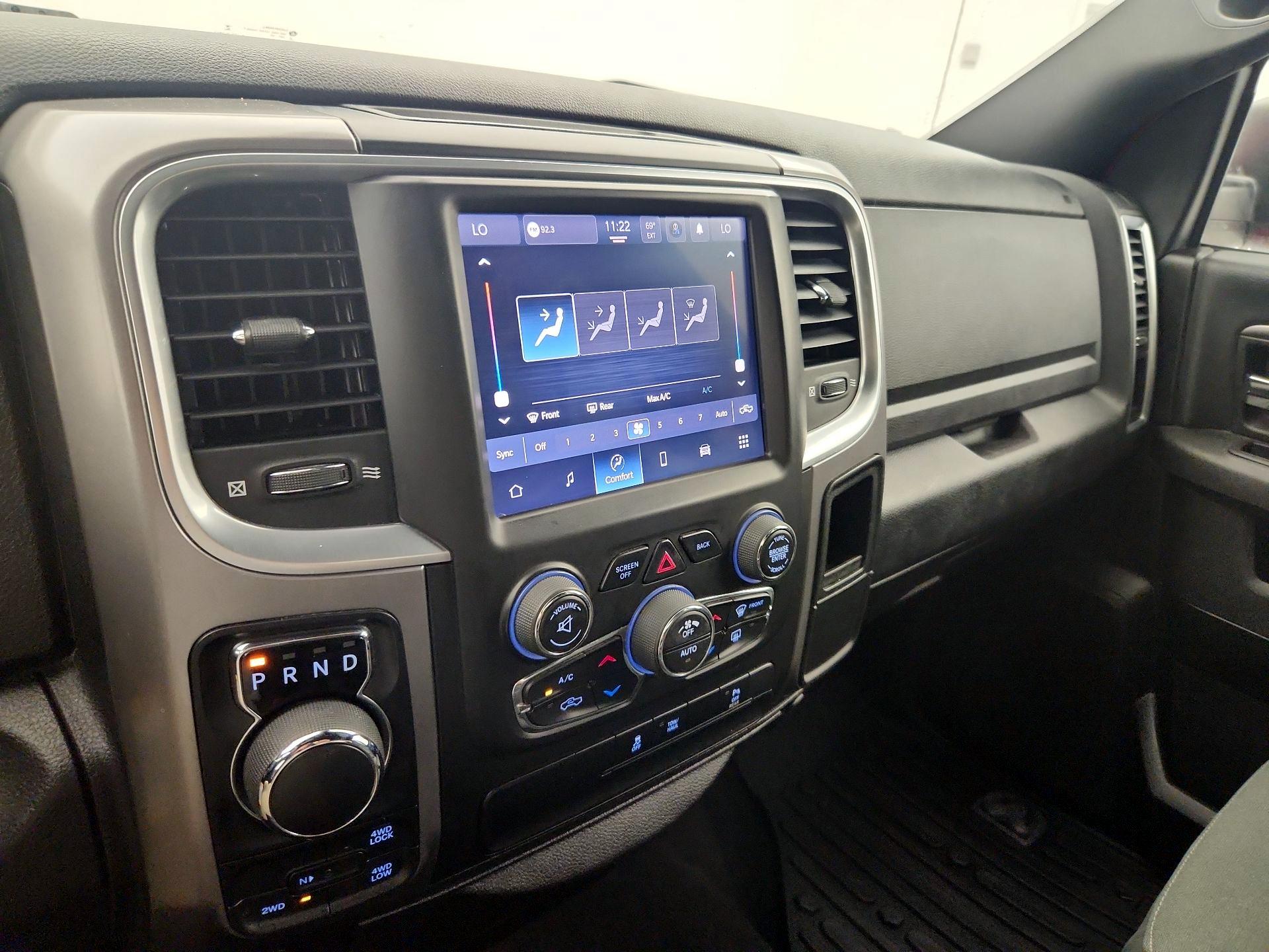Thumbnail: 2023 RAM 1500 Classic - 16