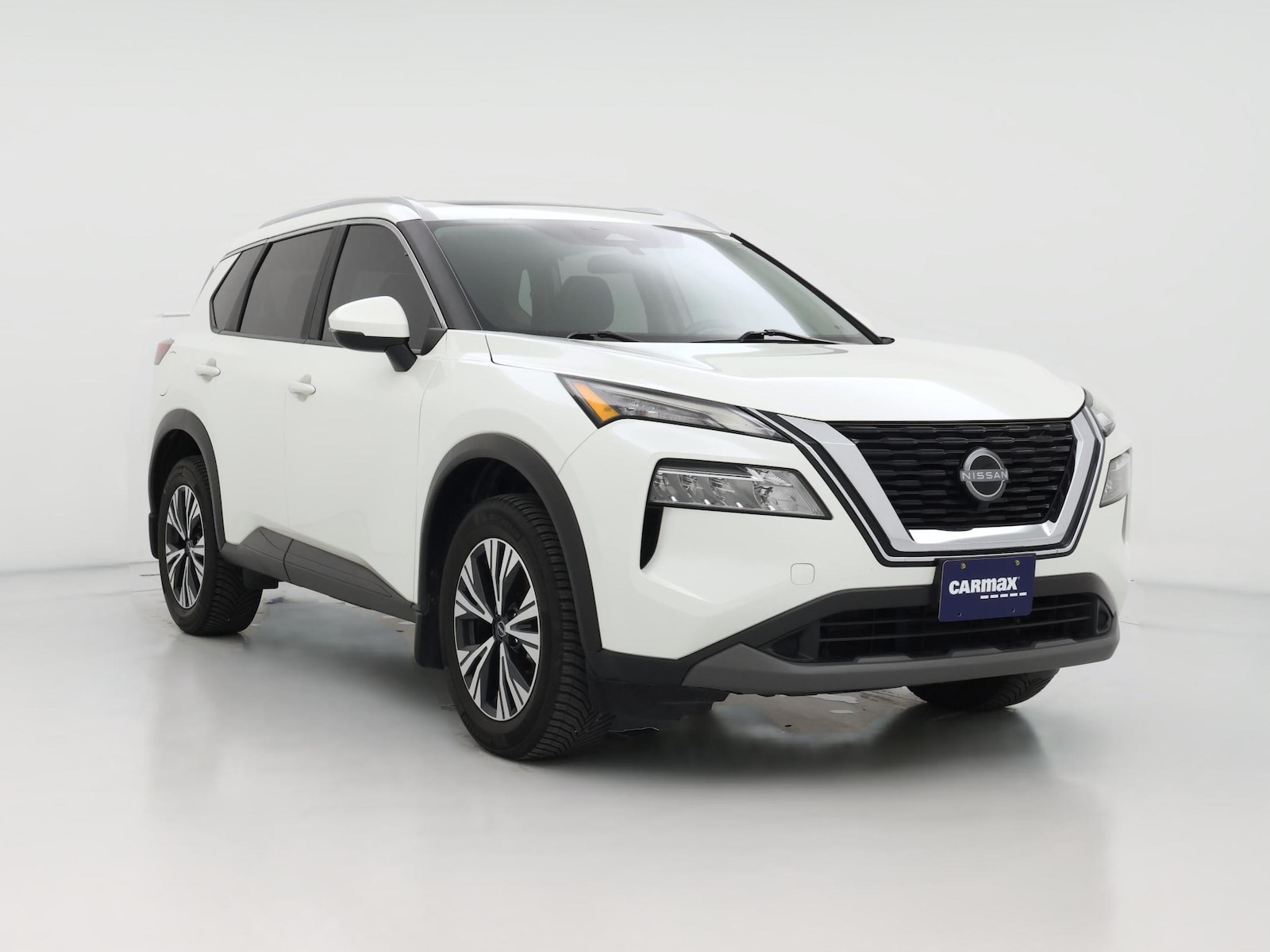 2023 Nissan Rogue SV - Photo 1