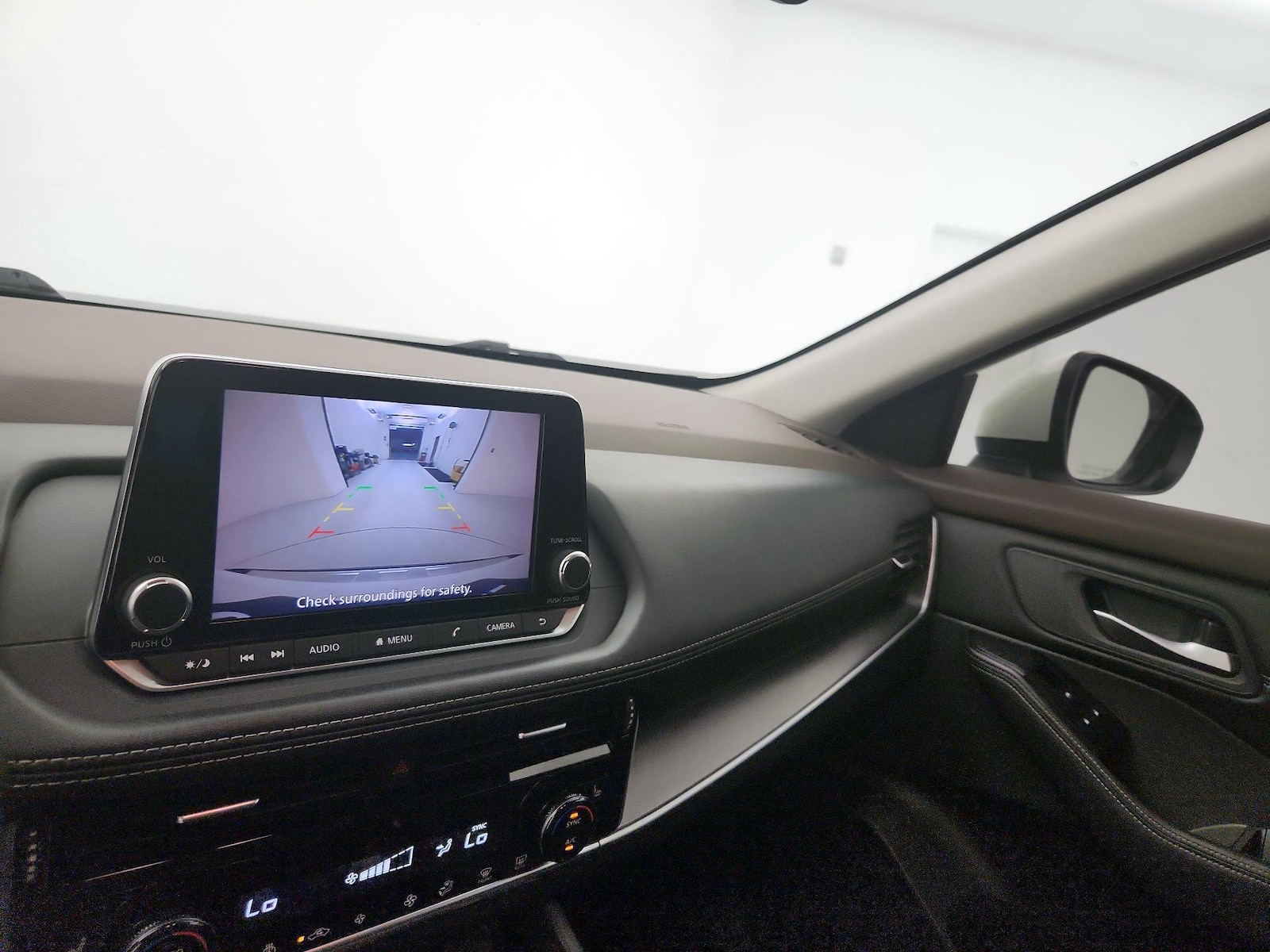2023 Nissan Rogue SV - Photo 15