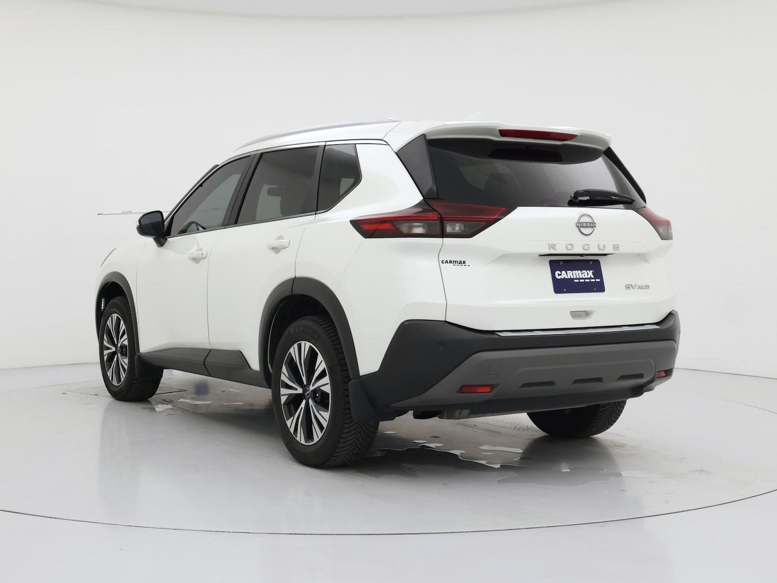 2023 Nissan Rogue SV - Photo 3