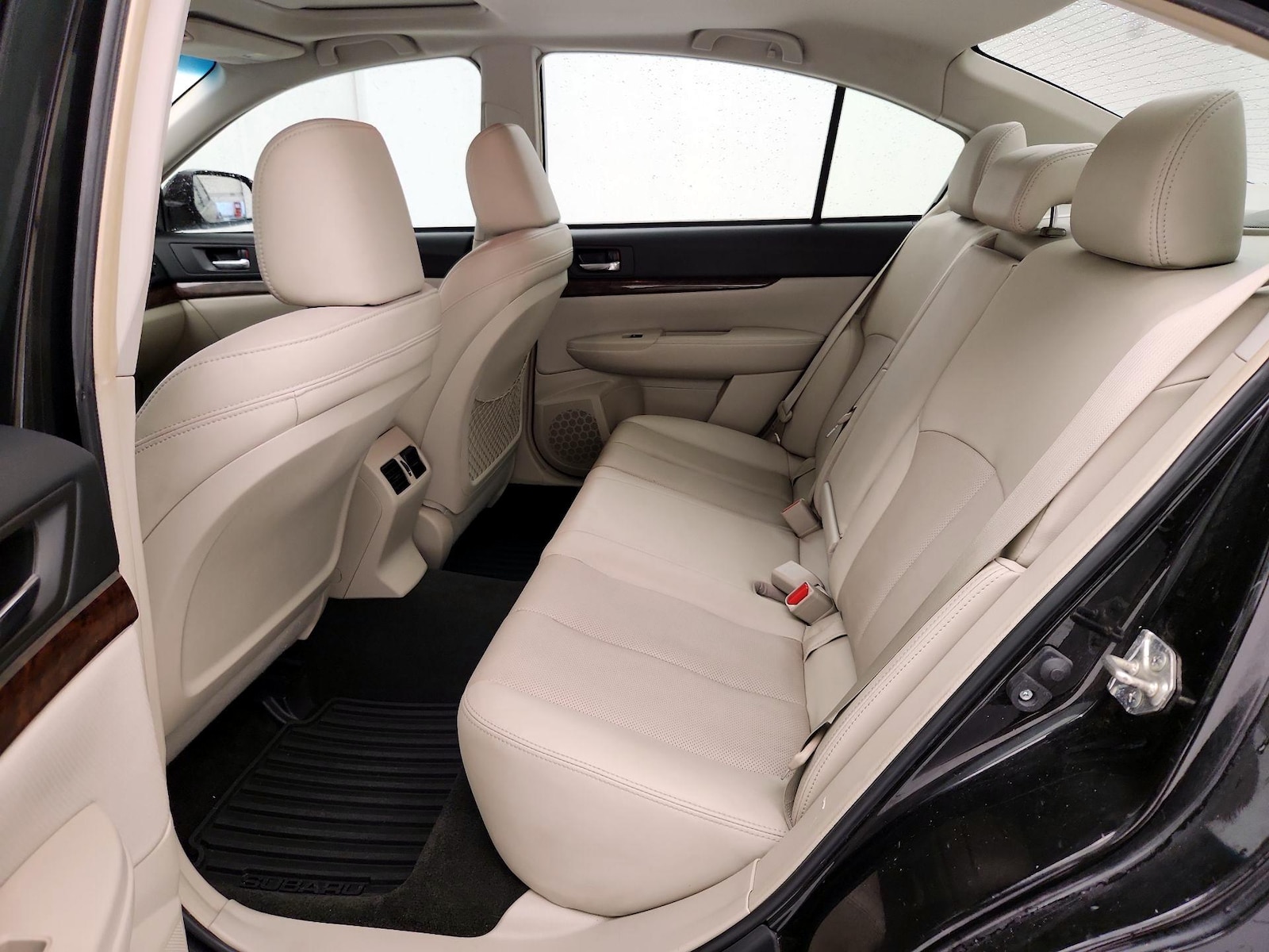 2014 Subaru Legacy 2.5i Limited - Photo 21