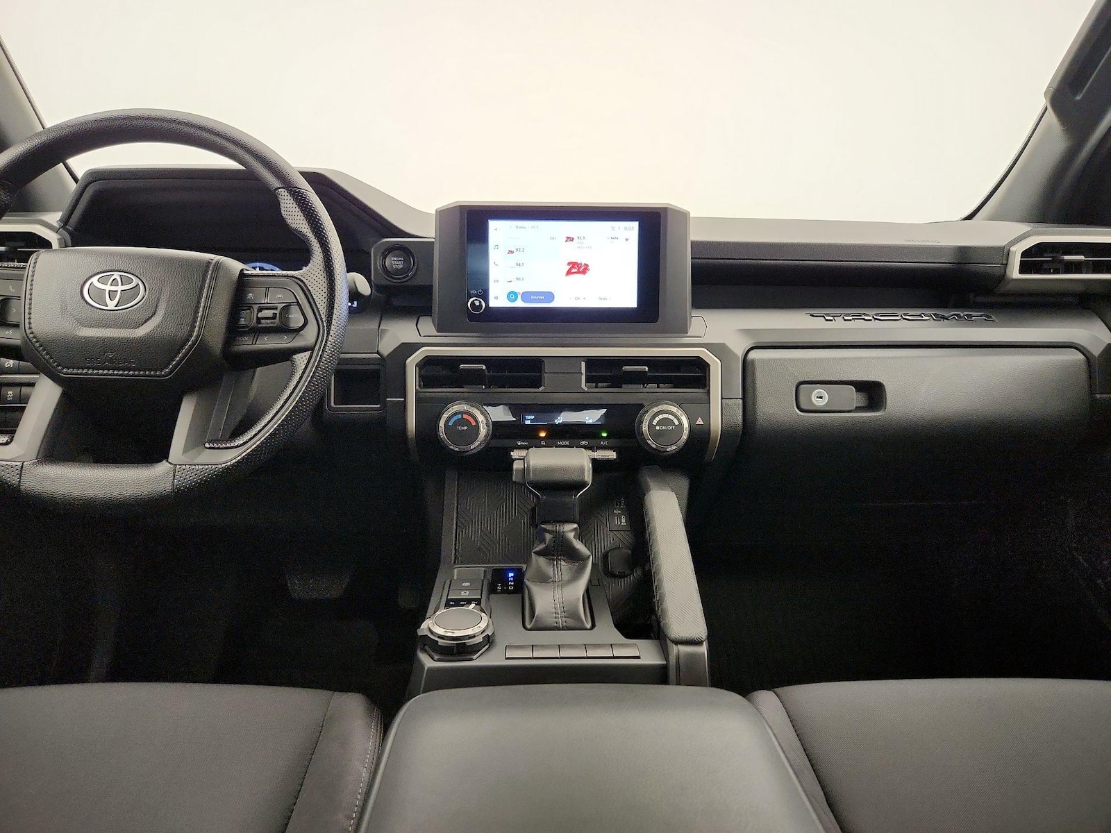 2025 Toyota Tacoma SR - Photo 10