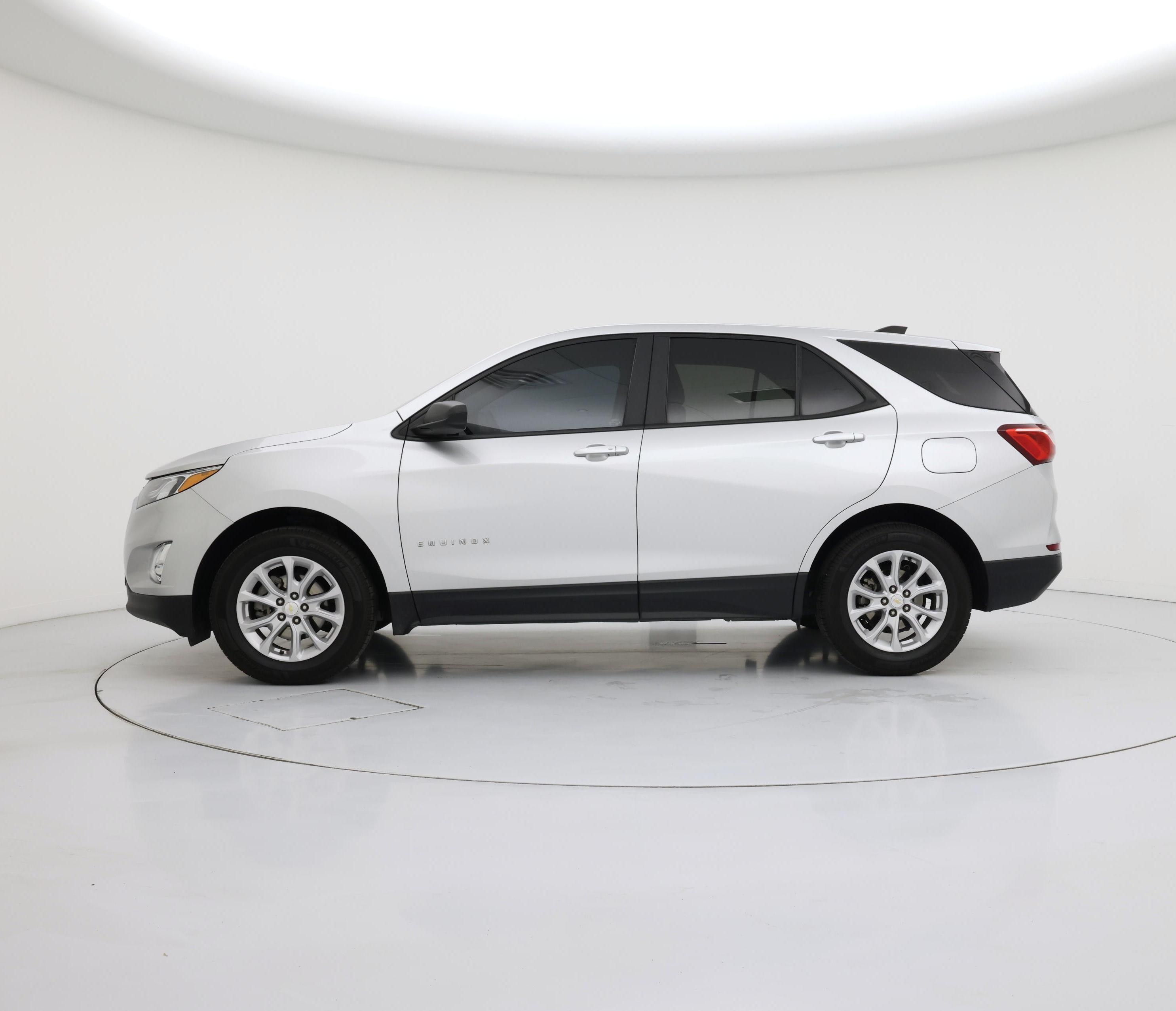 Thumbnail: 2021 Chevrolet Equinox - 3
