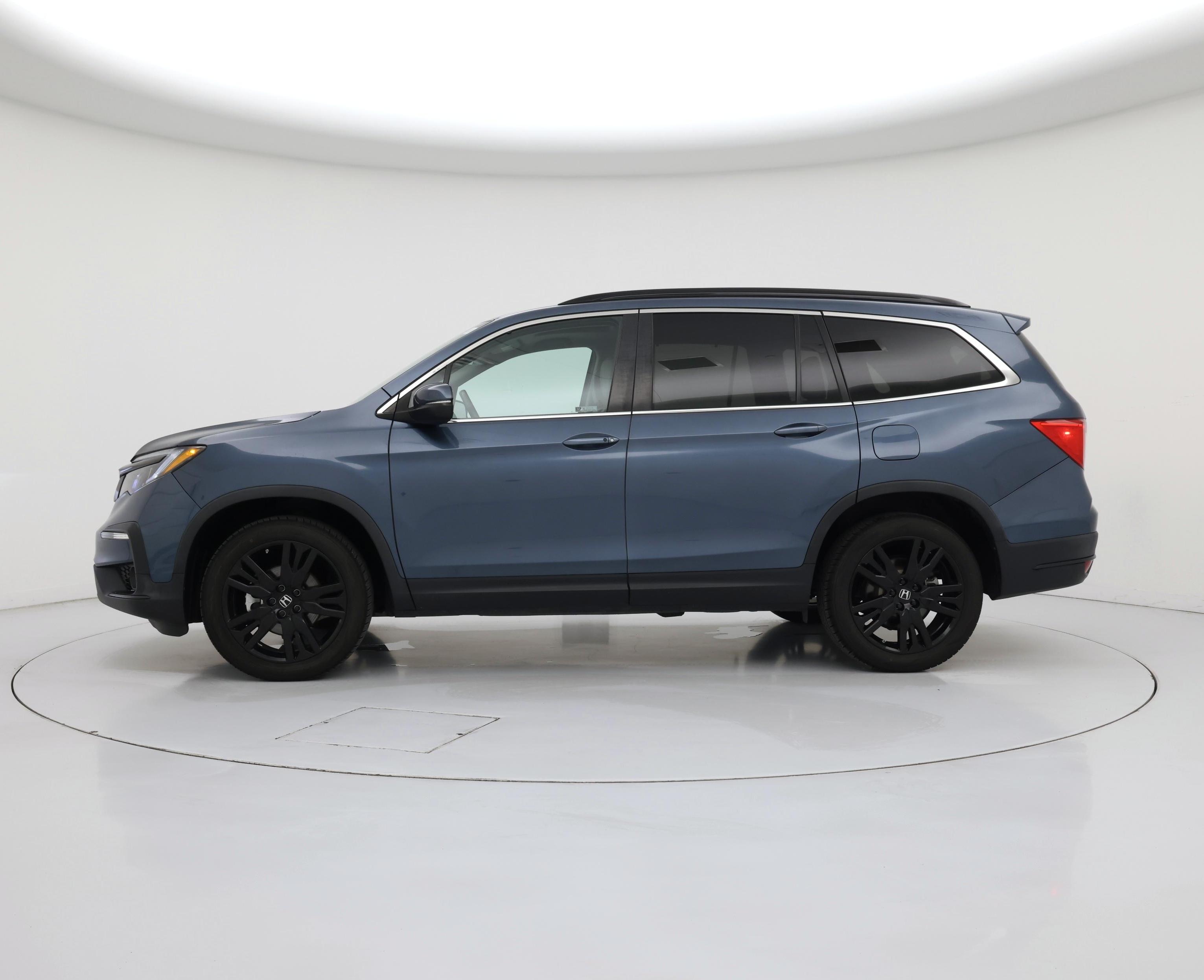 Thumbnail: 2021 Honda Pilot - 3