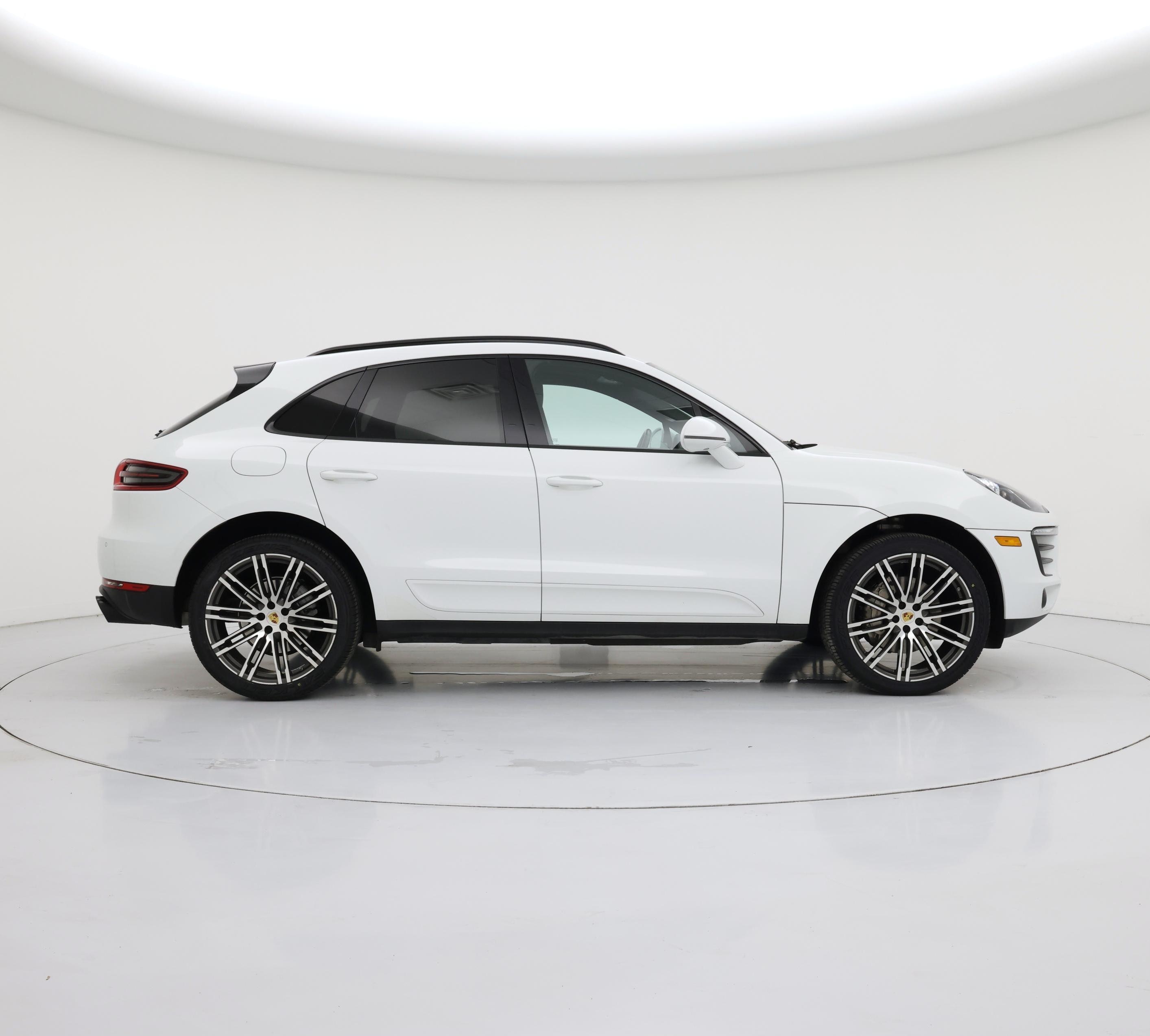Thumbnail: 2018 Porsche Macan - 7